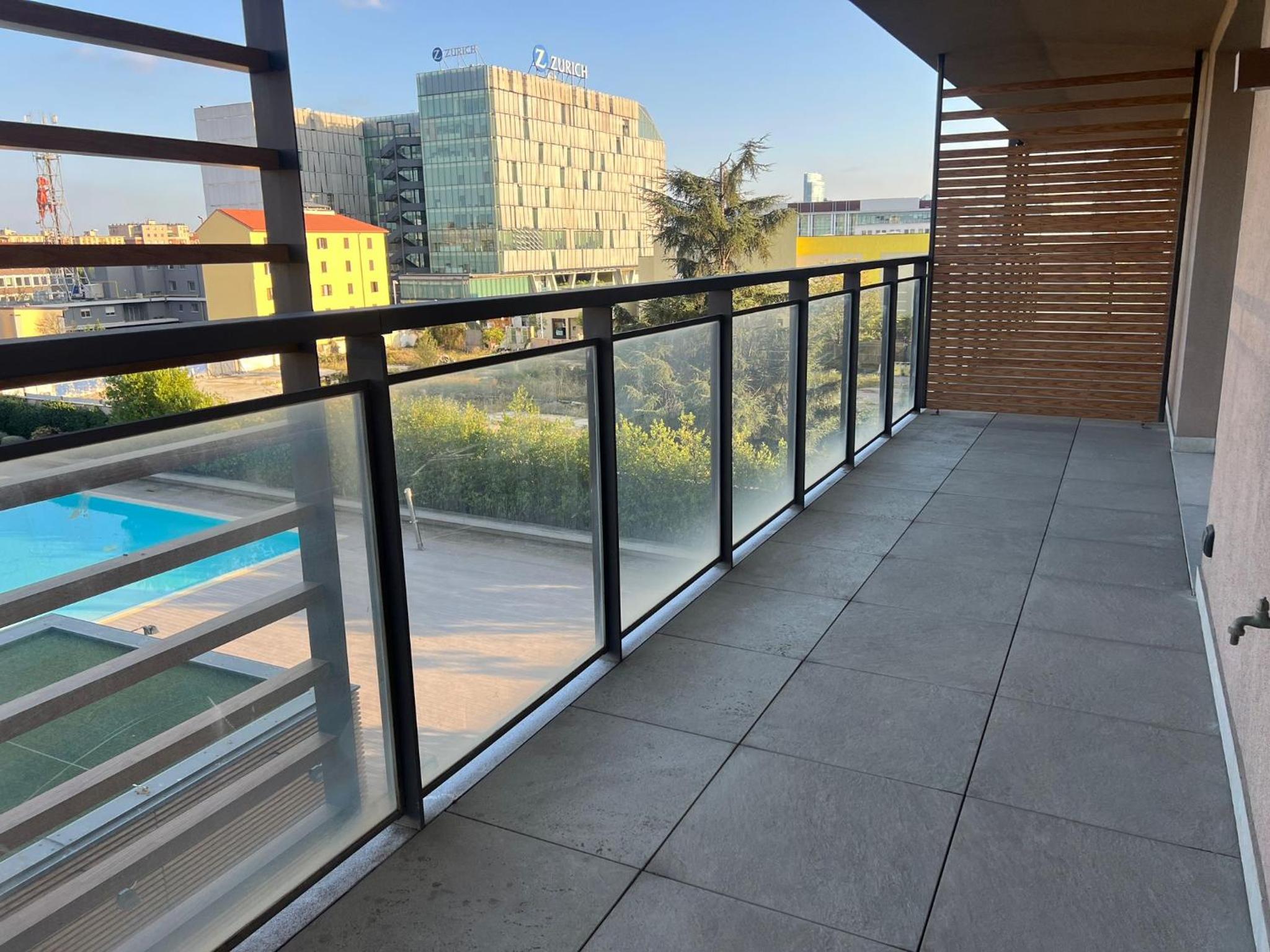 GIAX Tower Premium Modern Milanese Flat with Gym Pool view & Box