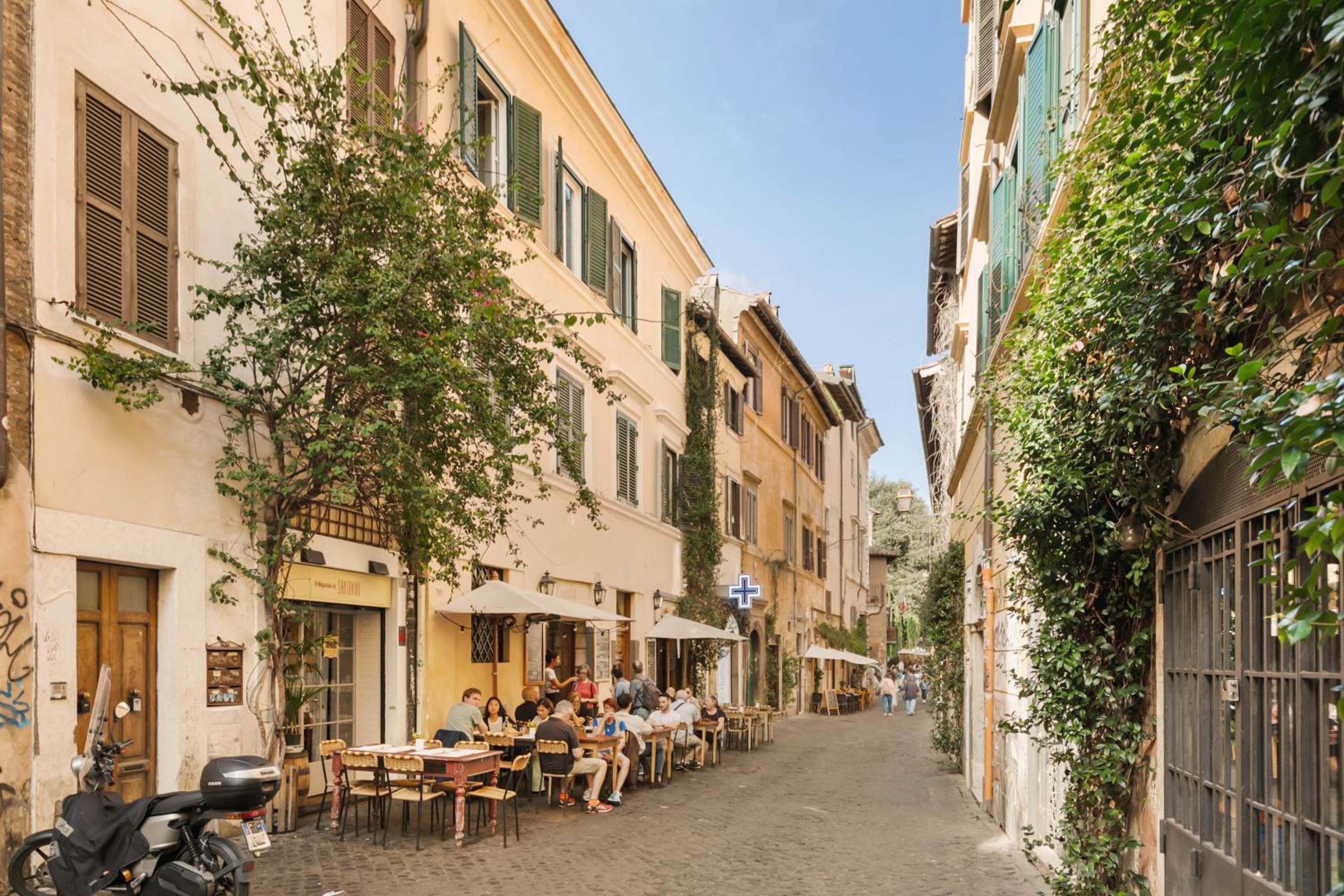 Luxury apartment in Trastevere
