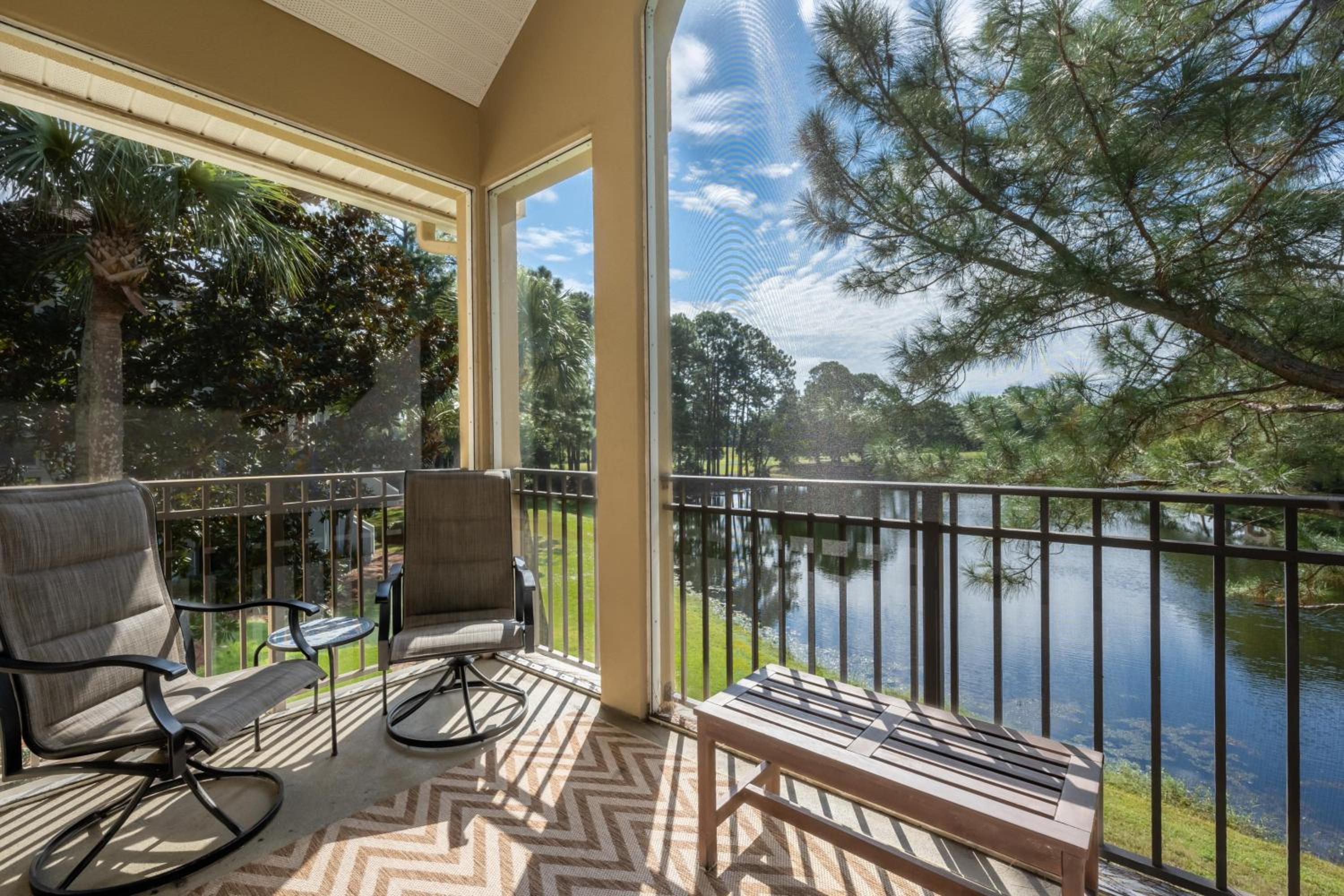Turnberry 8563 view 2