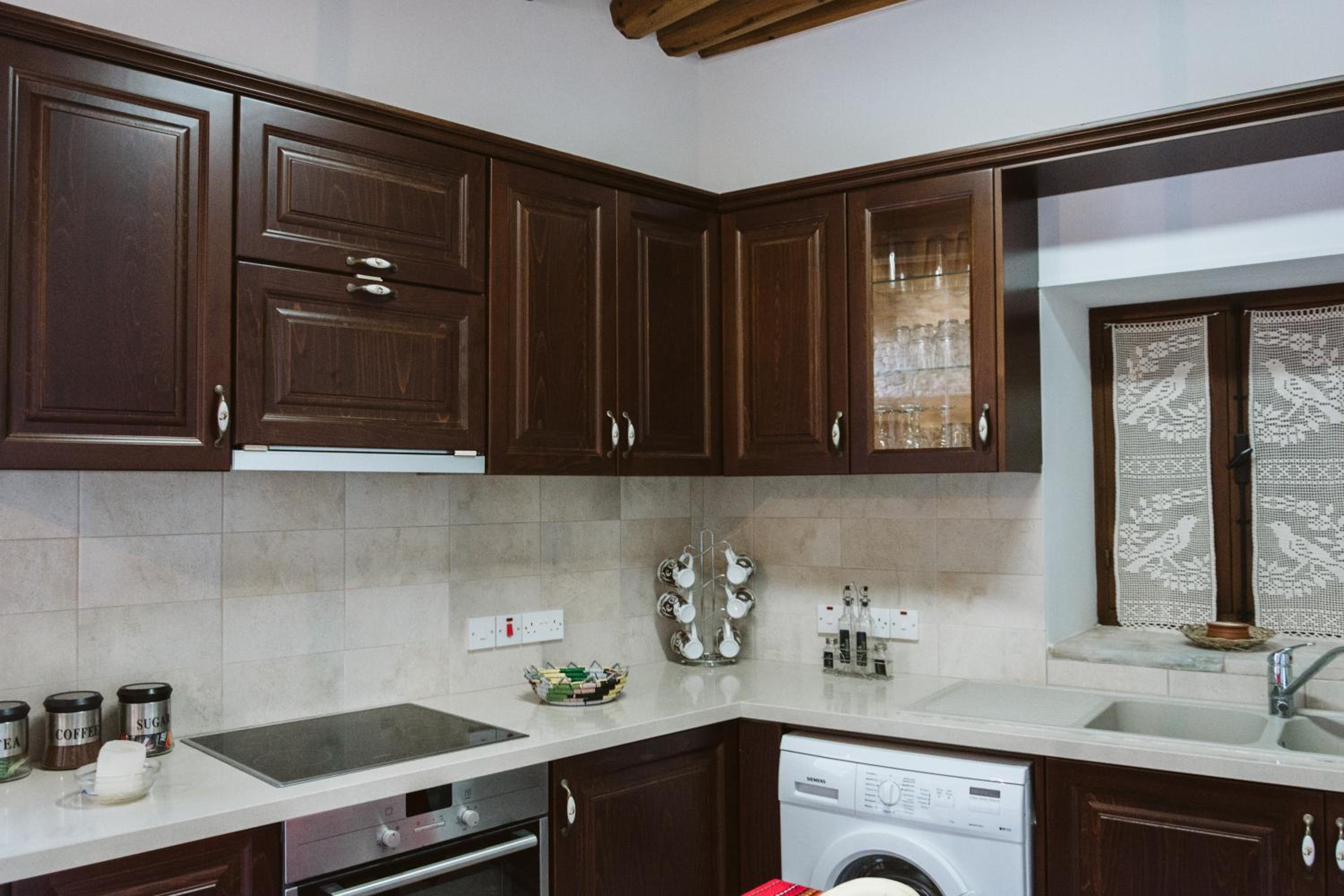 Ariadni Cottage