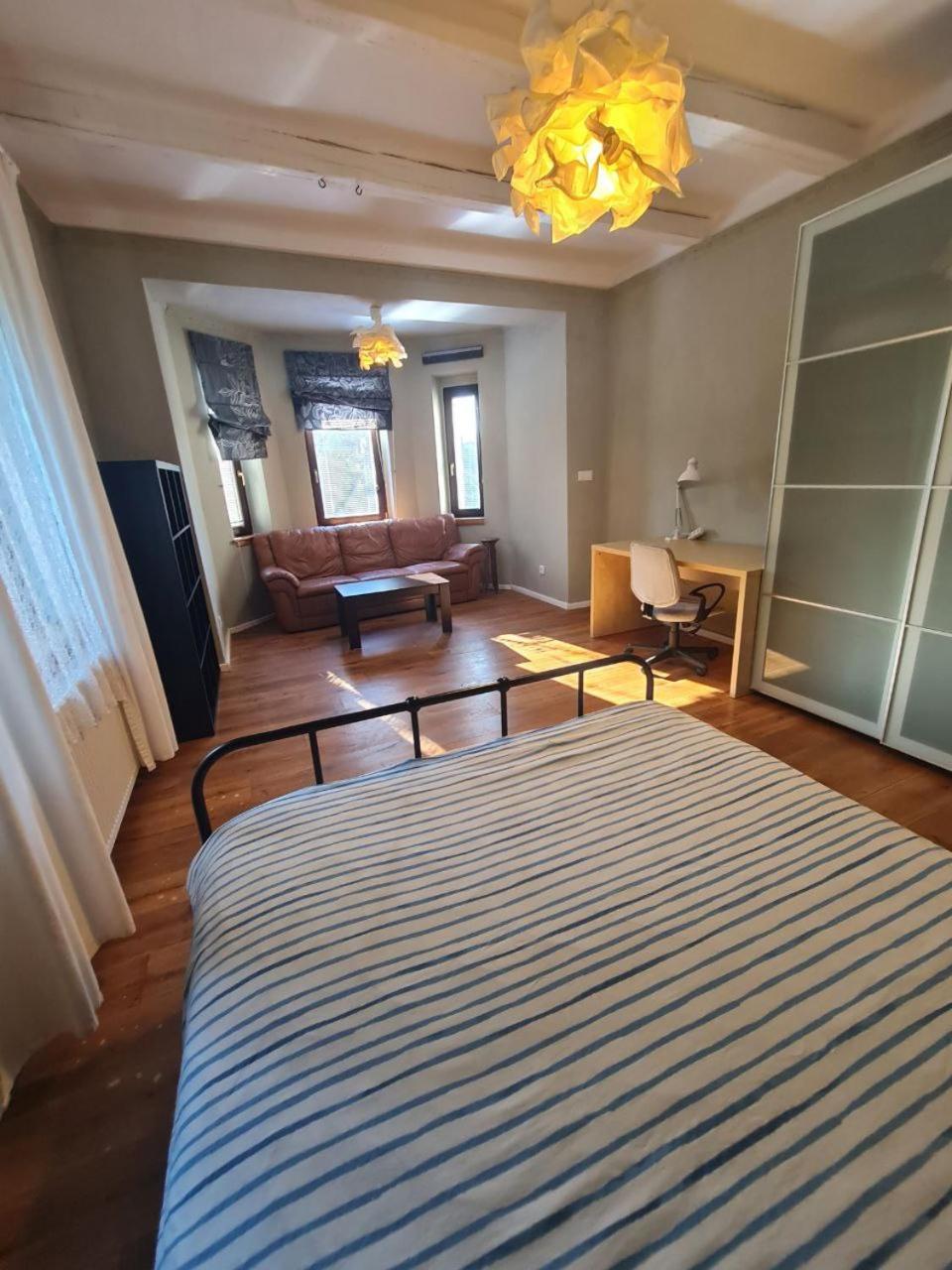 Airport Private Apartment, Advance Registration, No Reception, Self Check-in, Calm Environment, Non-Smoking Guests