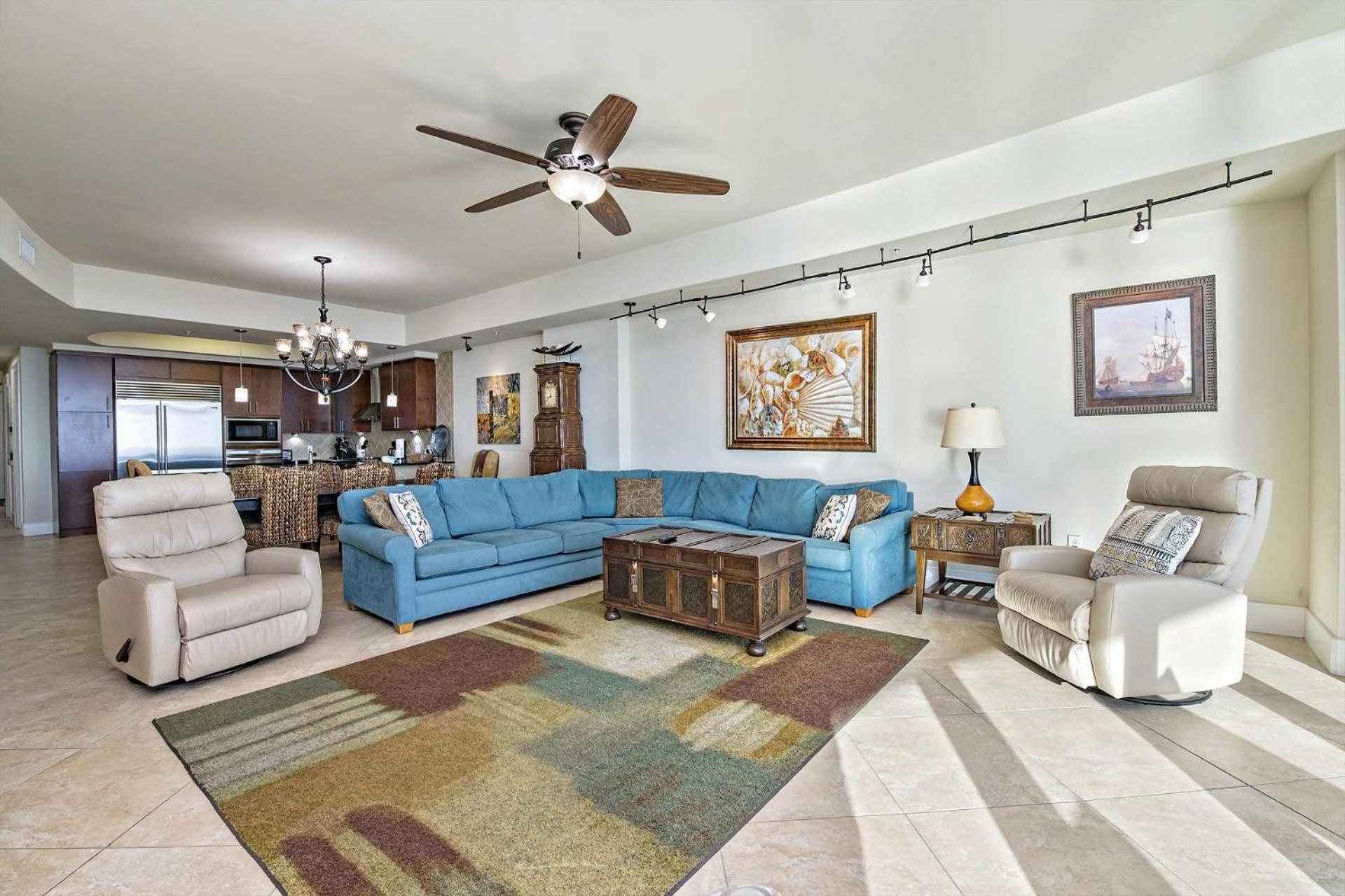 Turquoise Place C1305 view 3