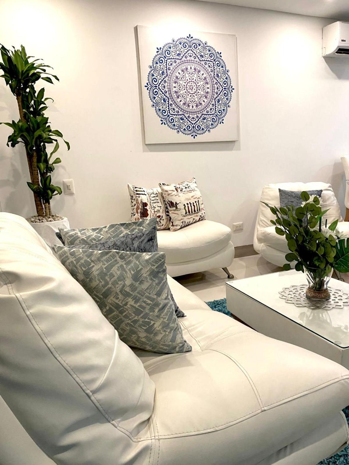 Apartamento de tres habitaciones 2805