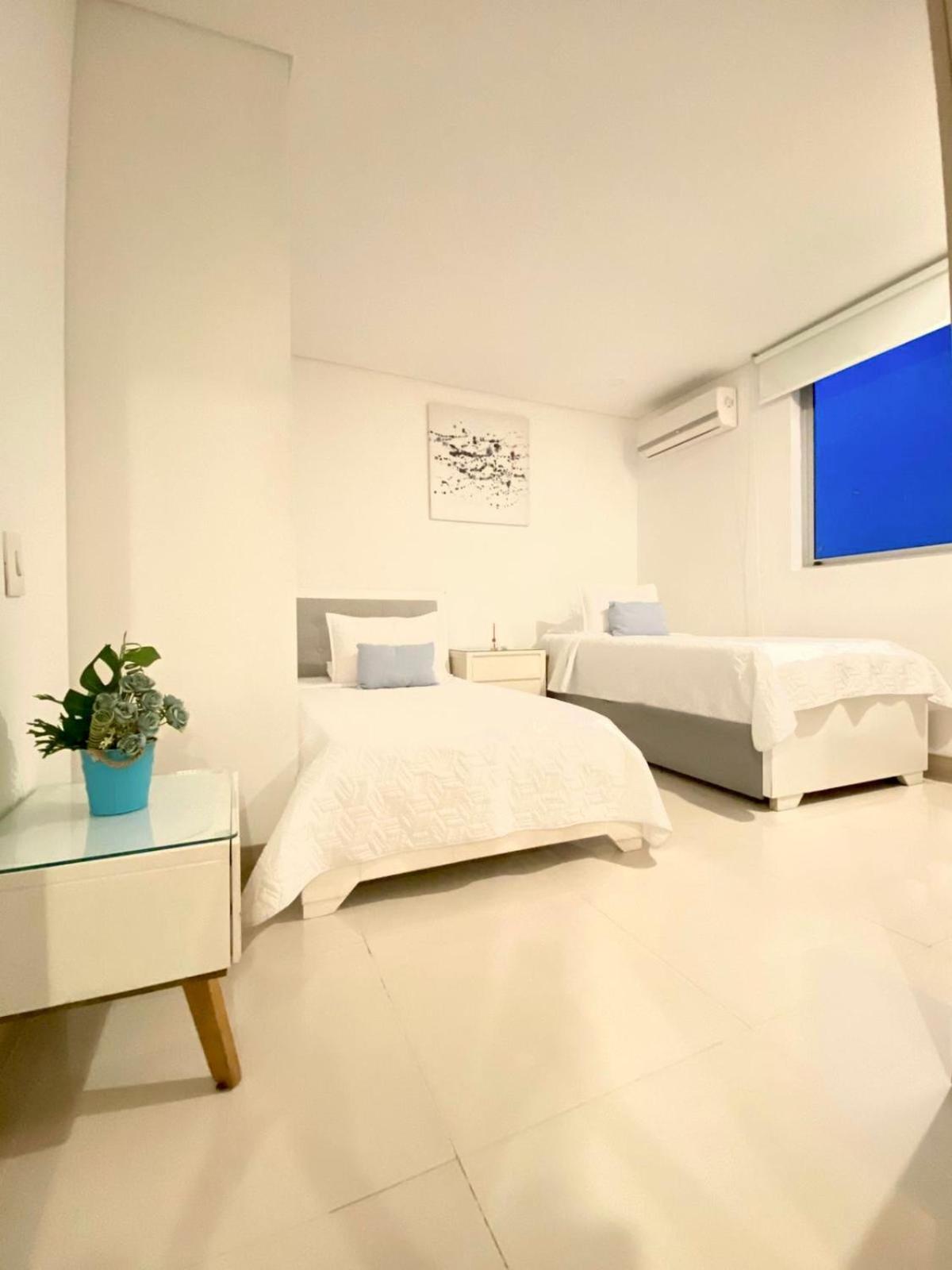Apartamento de tres habitaciones 2805