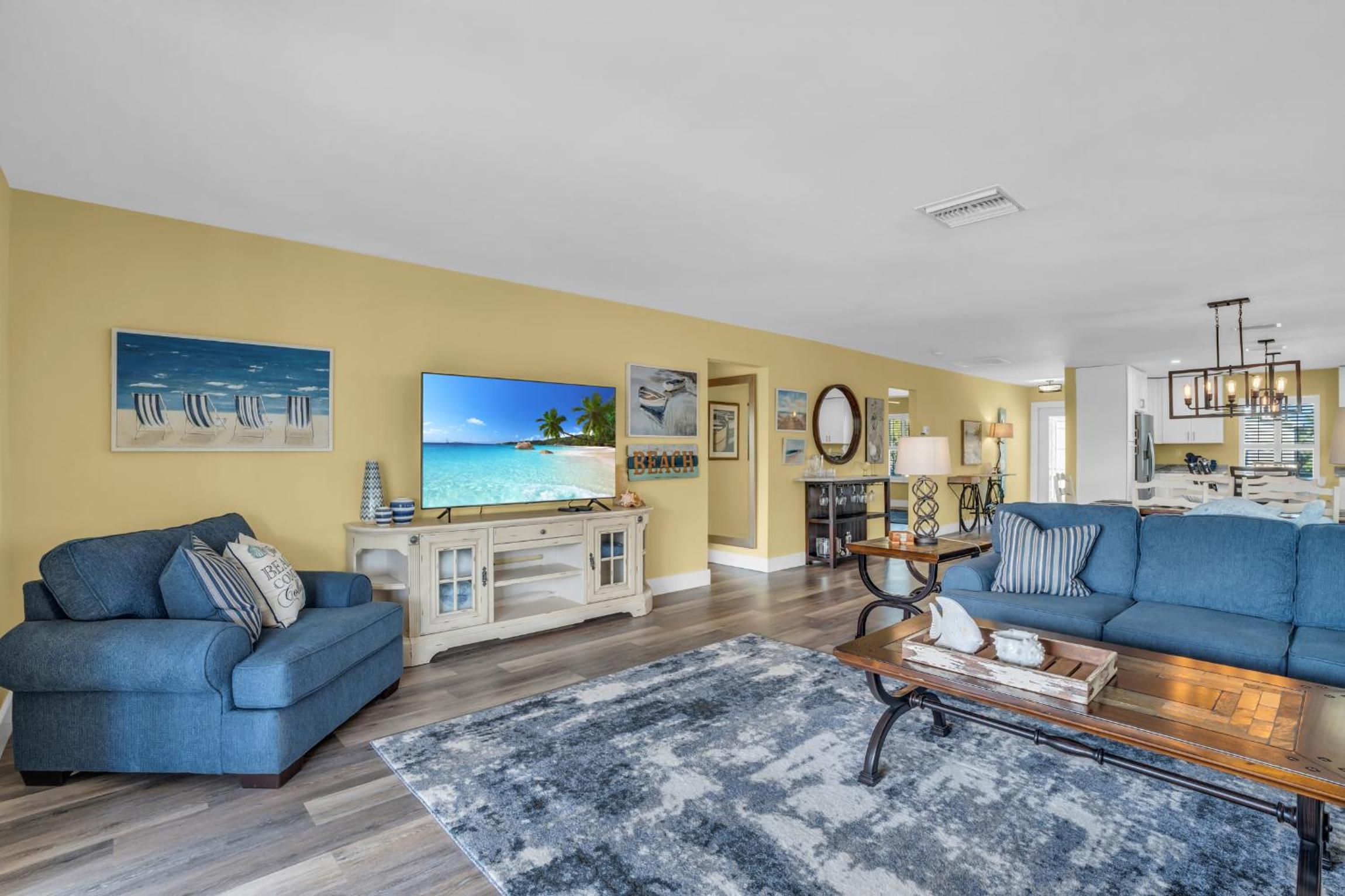 Beach House: Pool, Spa, Boat Dock & Beach view 5