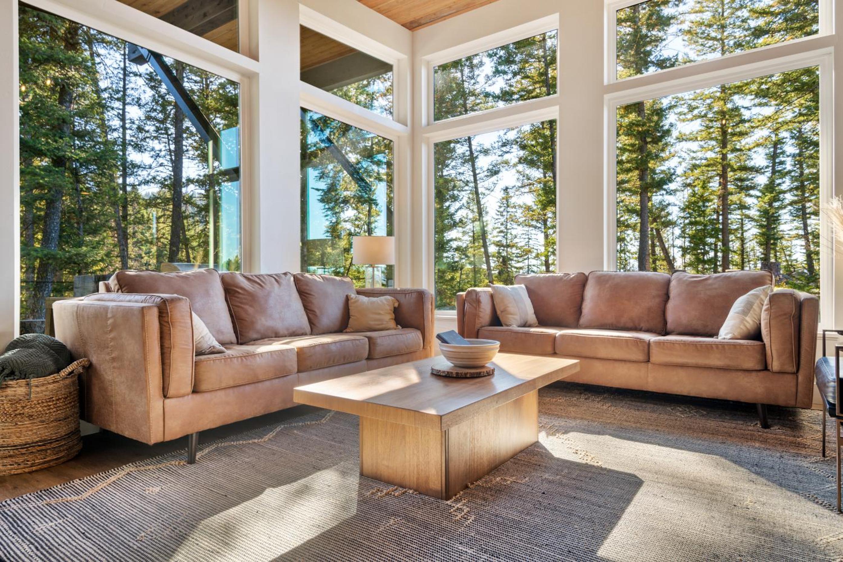 The Basin - Luxury Family Cabin in Philipsburg view 2