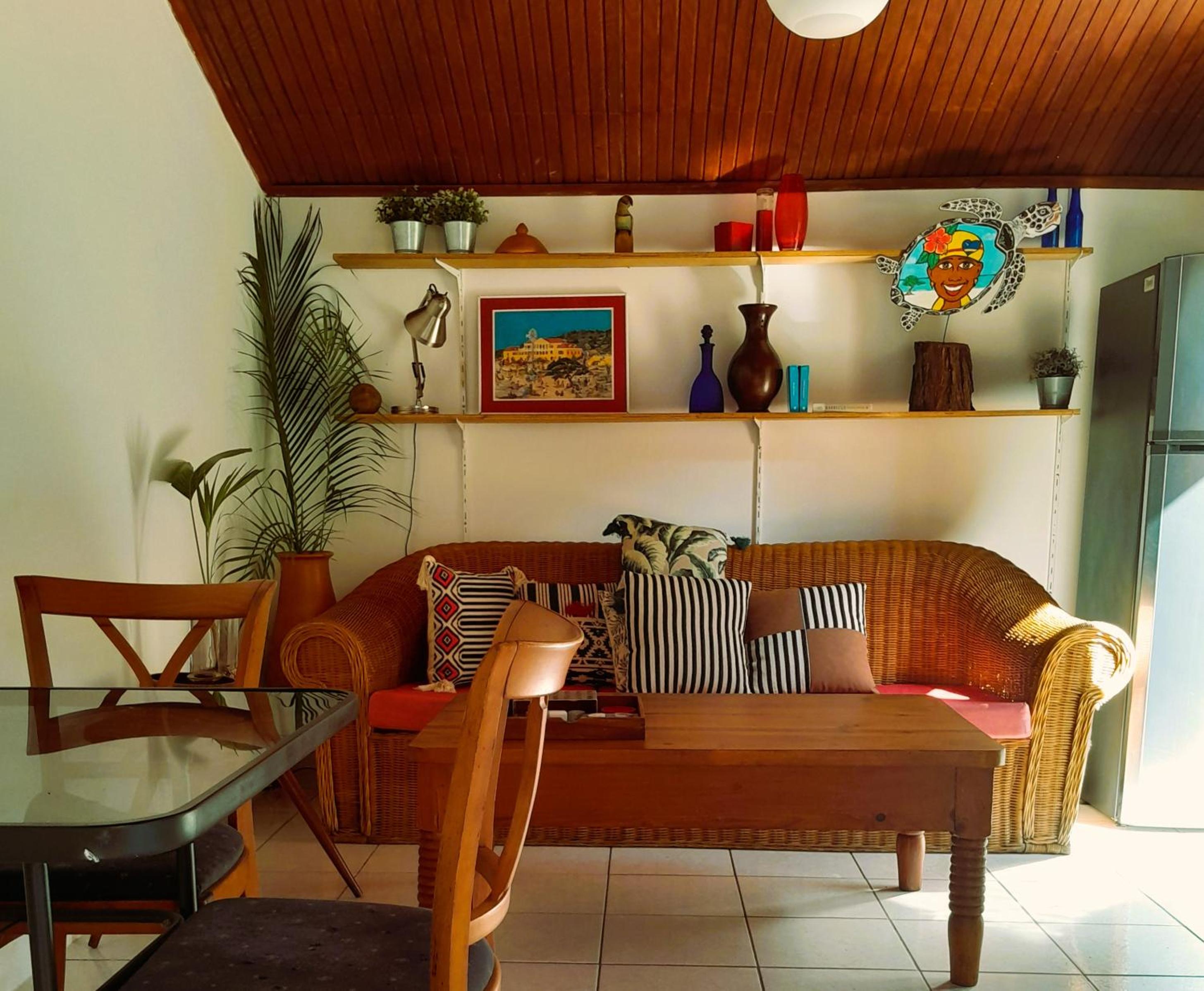 Kura Wayaka Tropical Garden