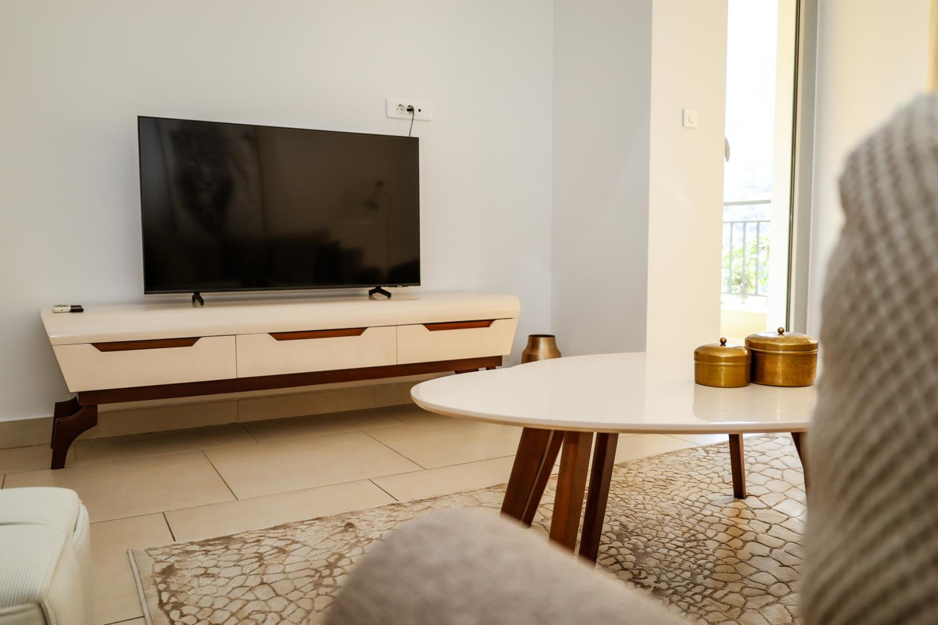 Morinj Lavender Bay Apartment E3