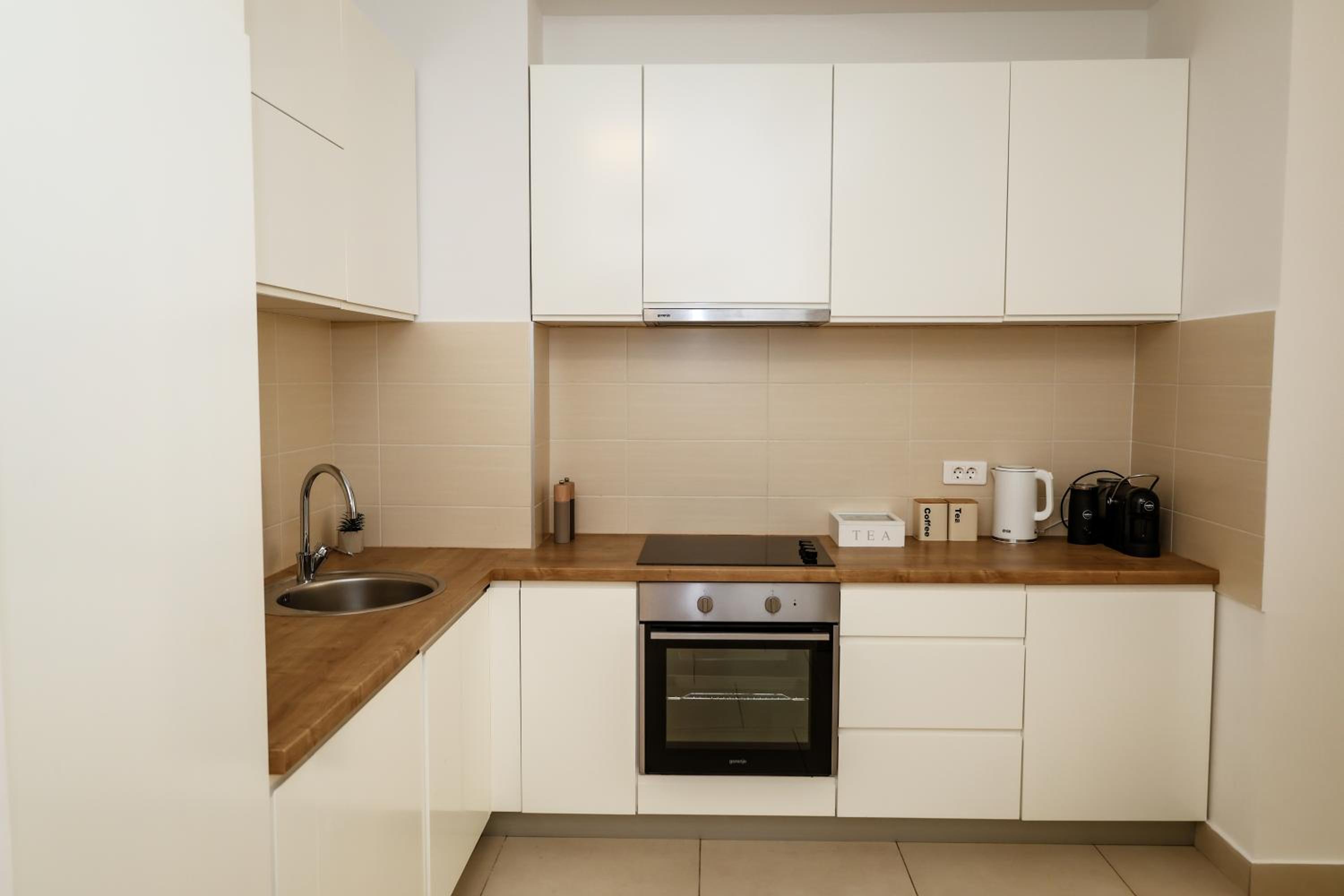 Morinj Lavender Bay Apartment E3