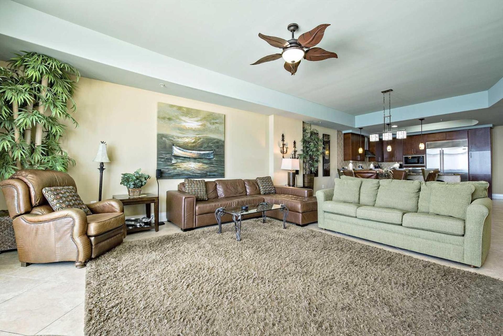 Turquoise Place C1104 view 3