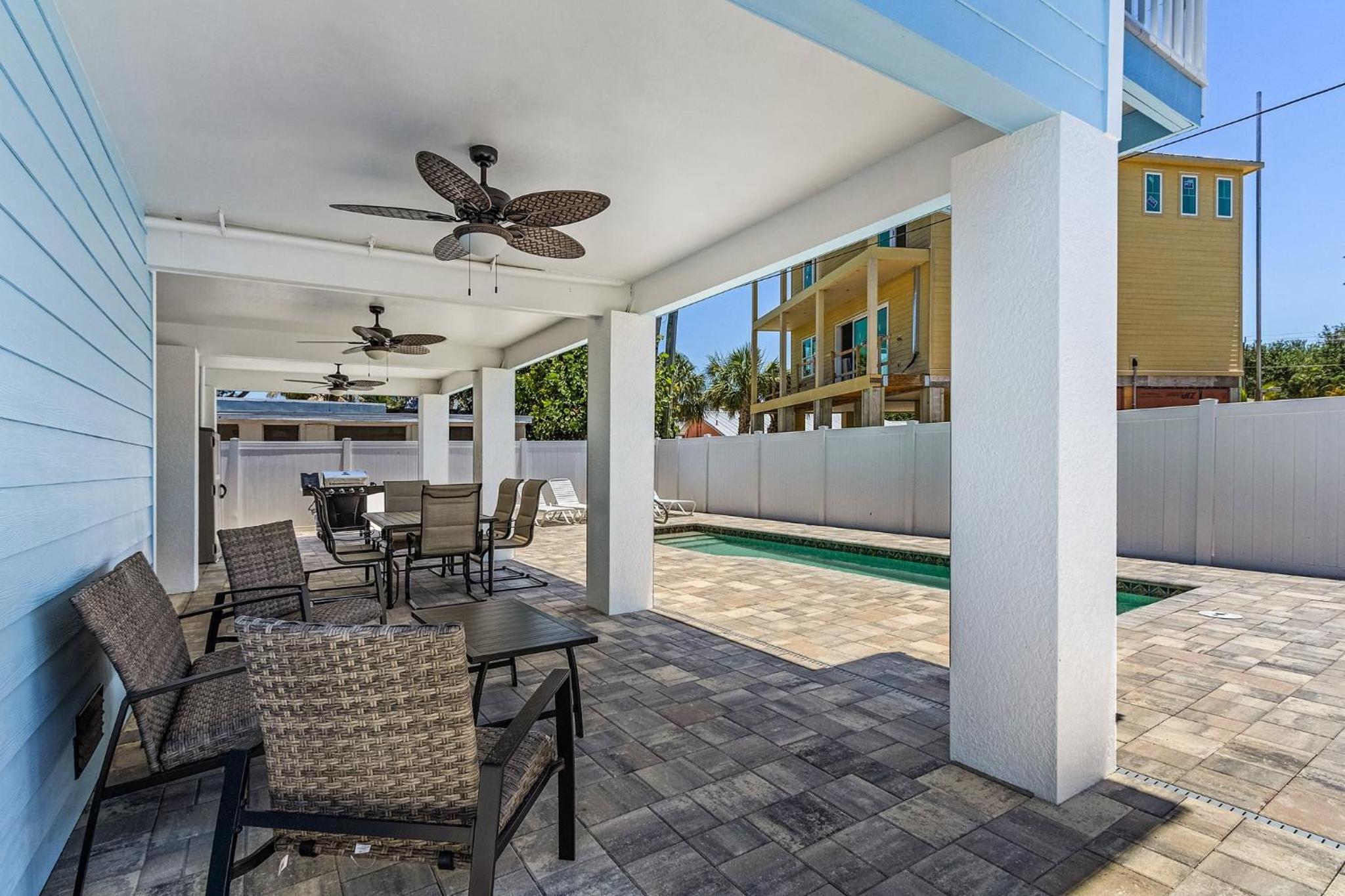 Beach Time: Saltwater Pool, Walk to Beach! view 4