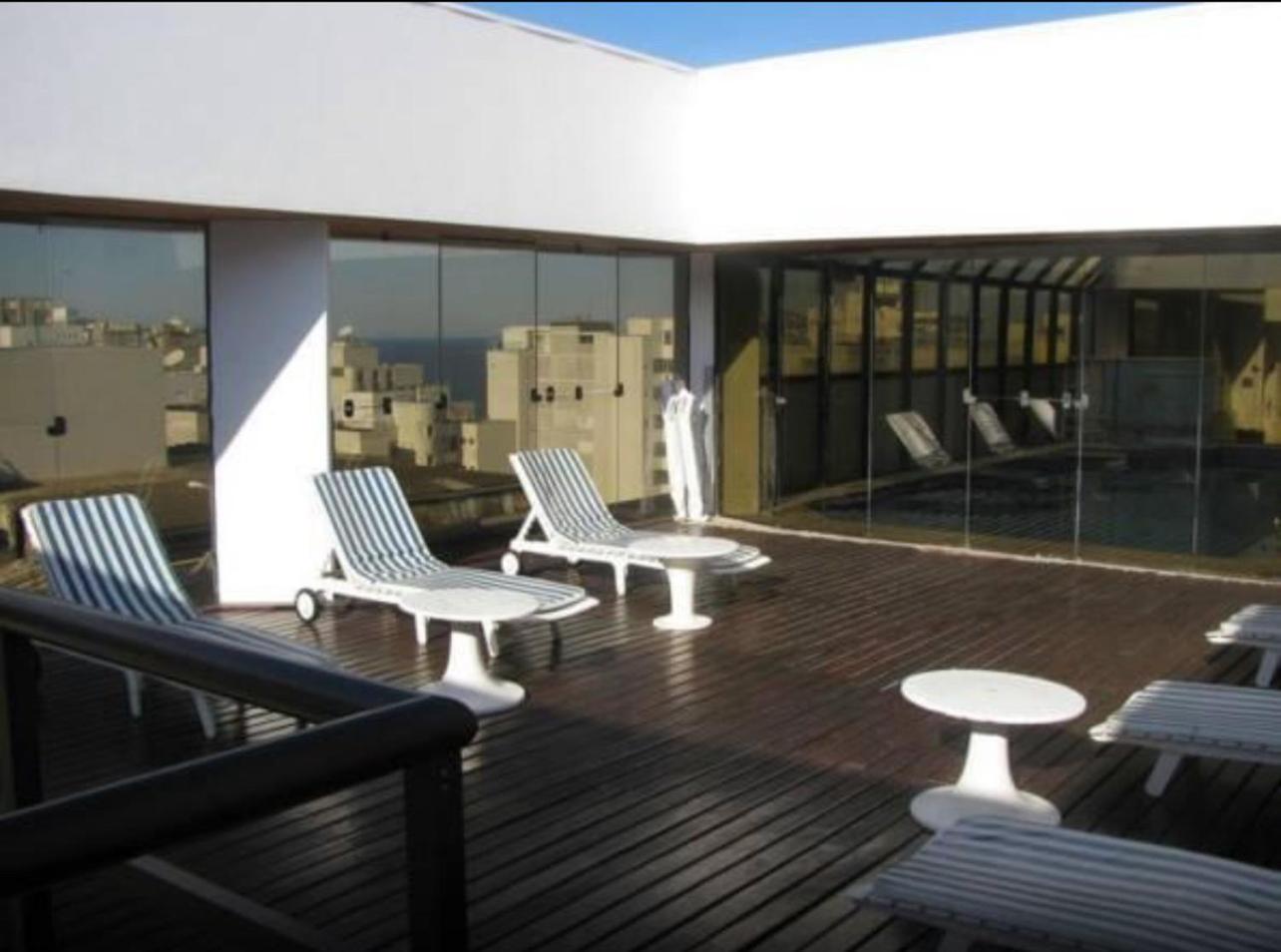 Flat Service Pitangueiras com Vista Mar