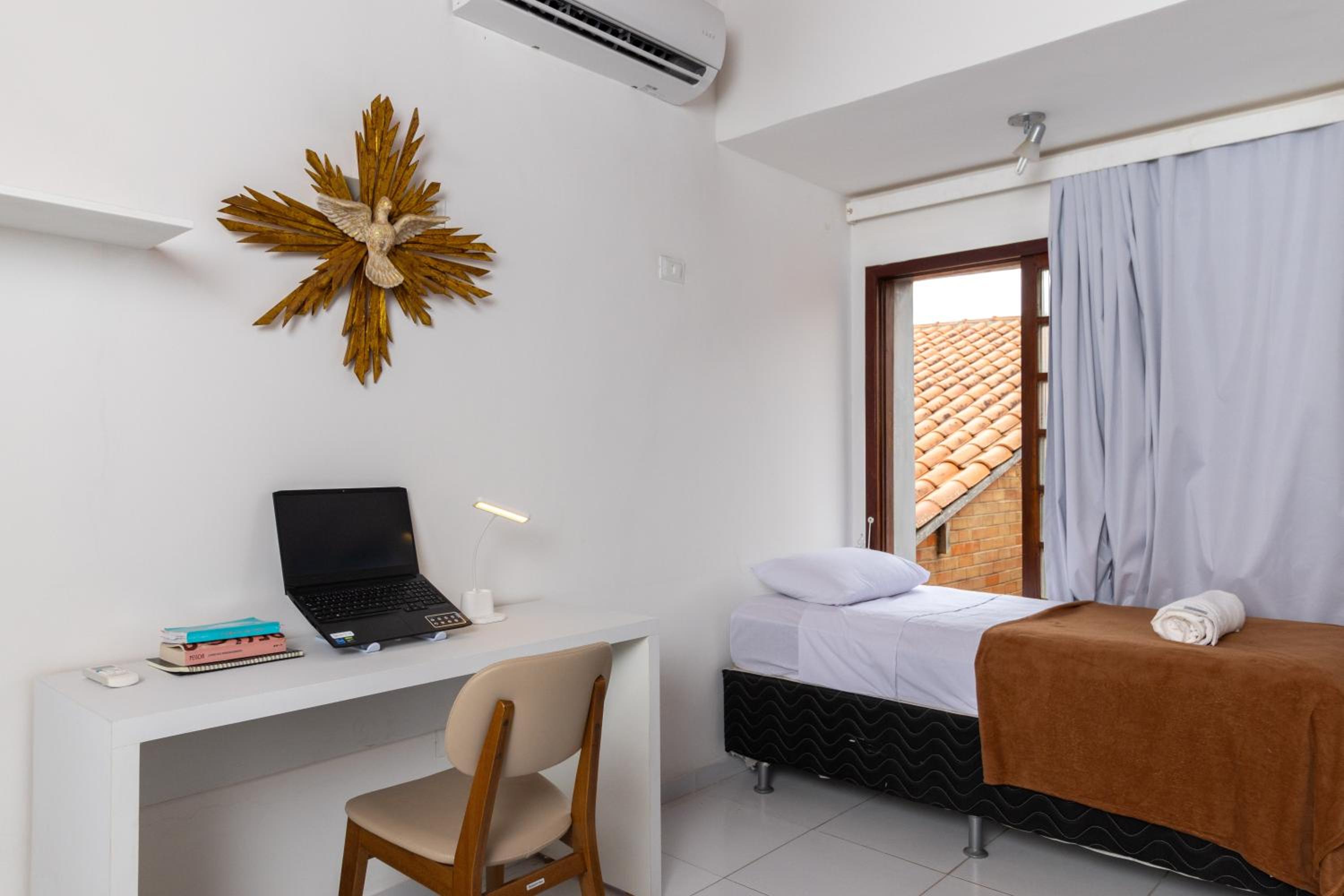 Casa 6 Suites p/ 20 - Sauna e Campo em Gravata