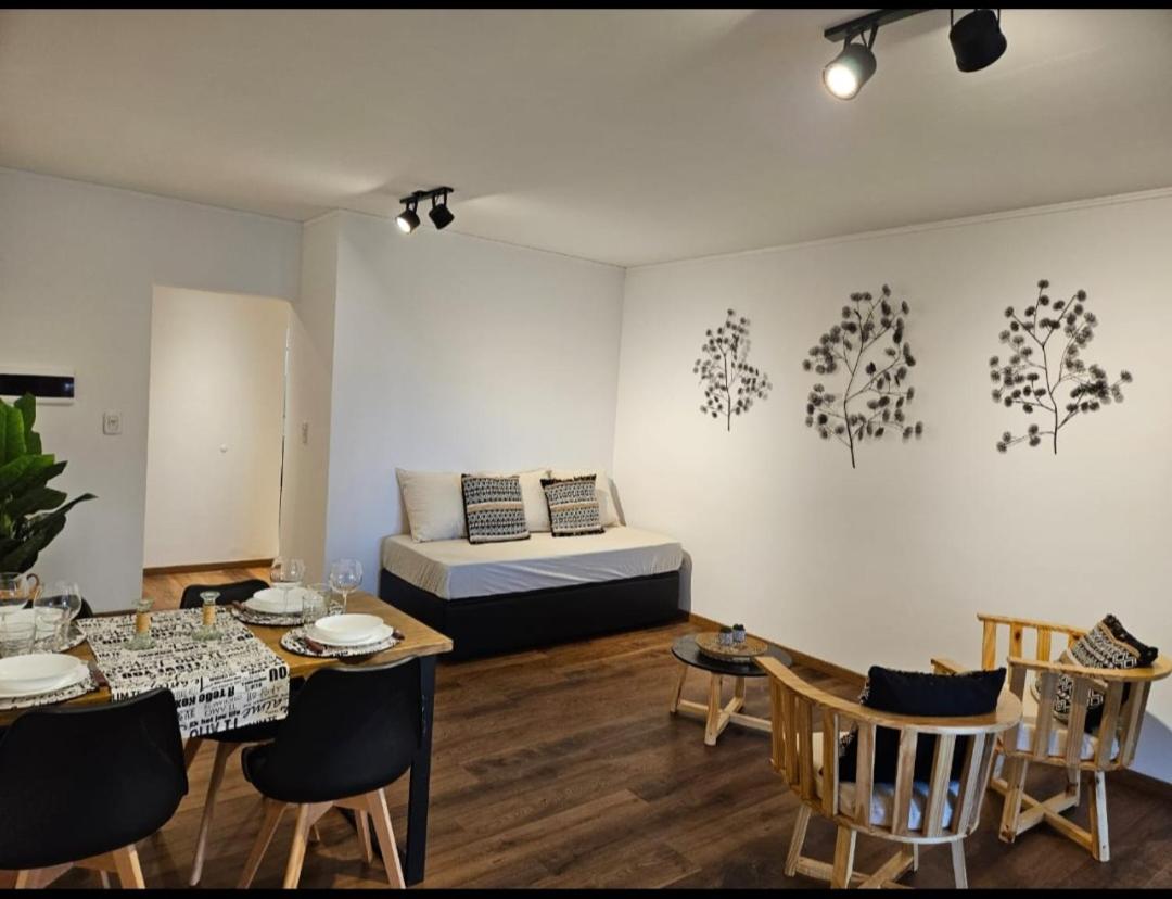 Casa Malbec San Martín y Peatonal
