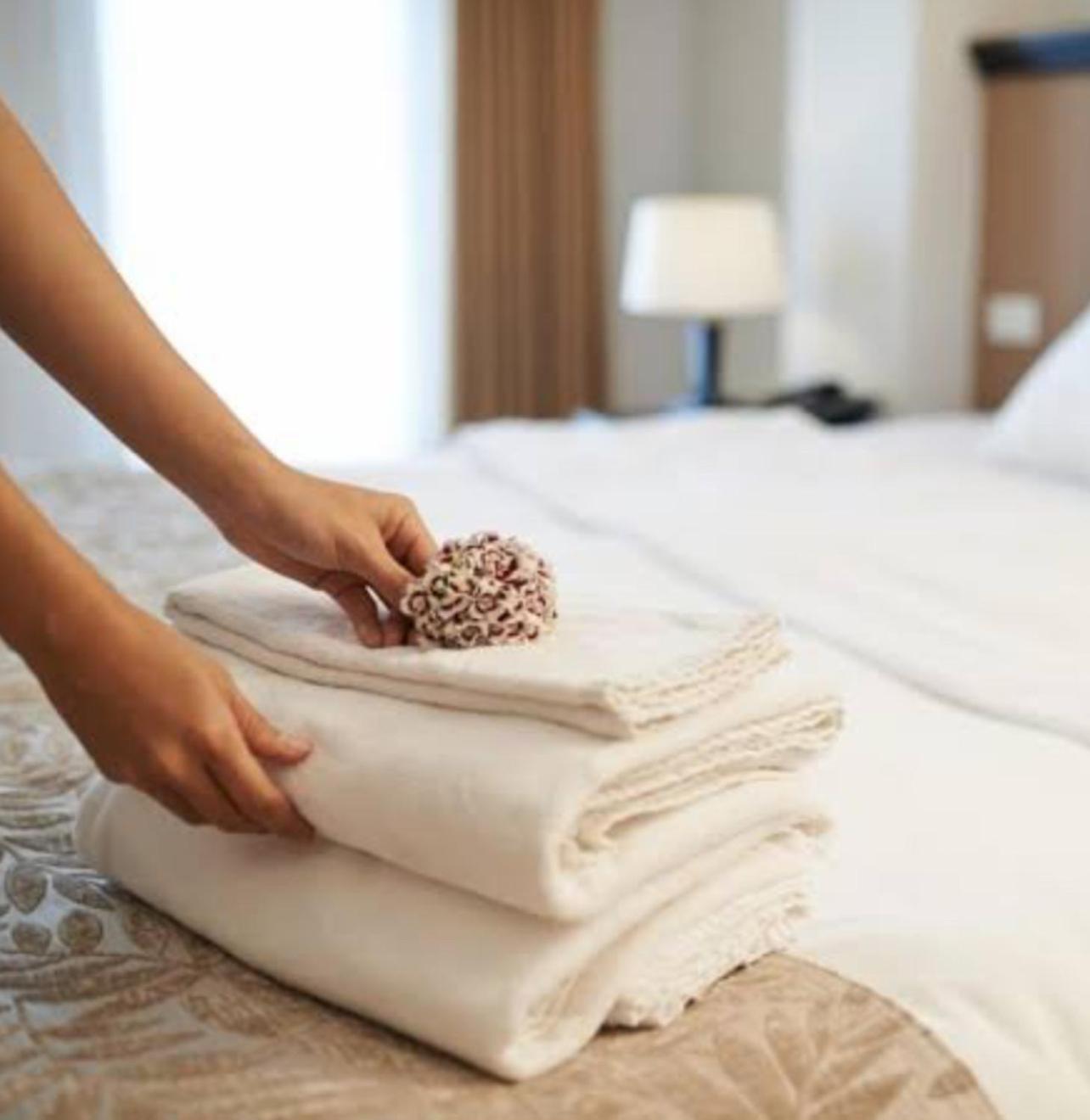 Flat Service Pitangueiras com Vista Mar