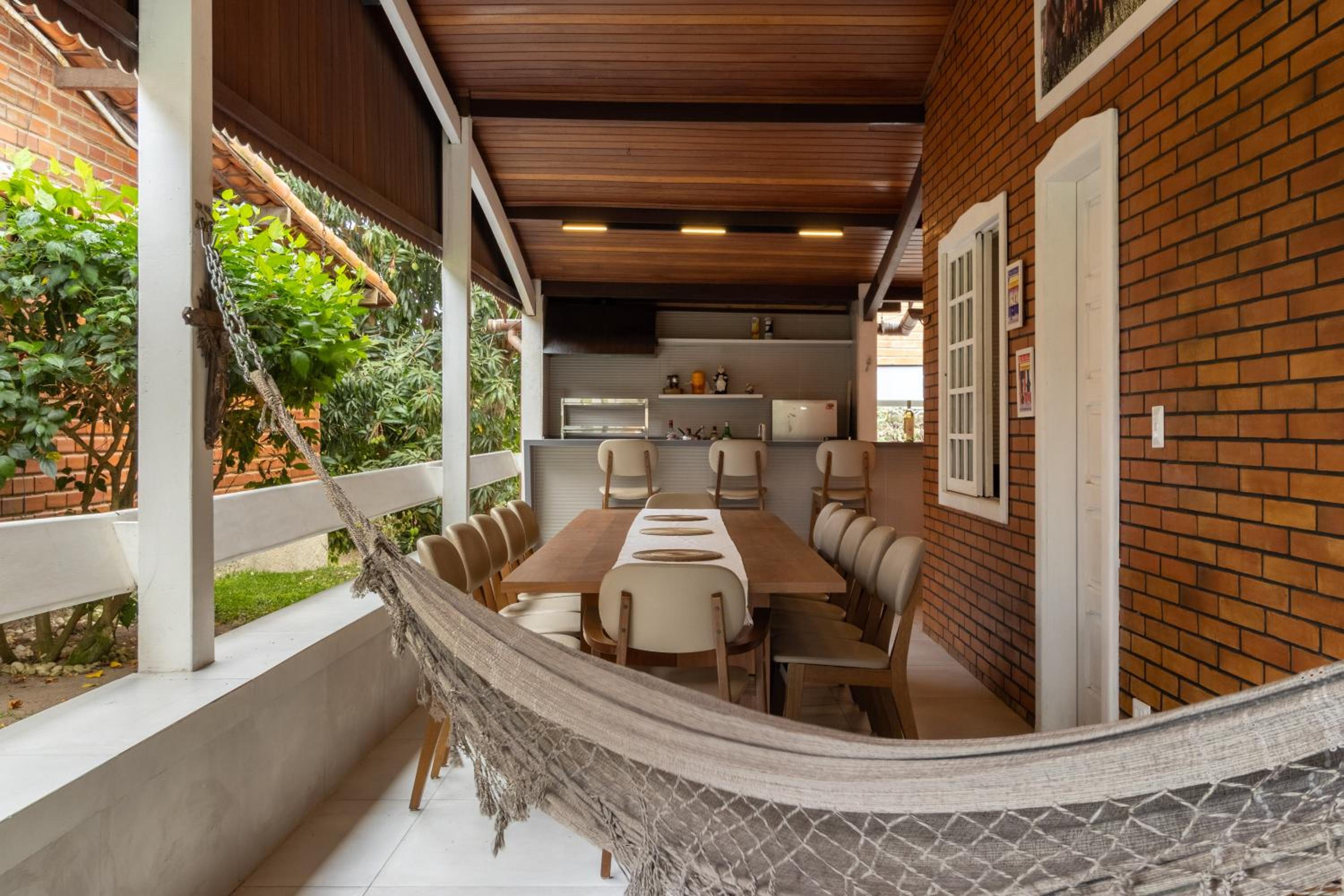 Casa 6 Suites p/ 20 - Sauna e Campo em Gravata