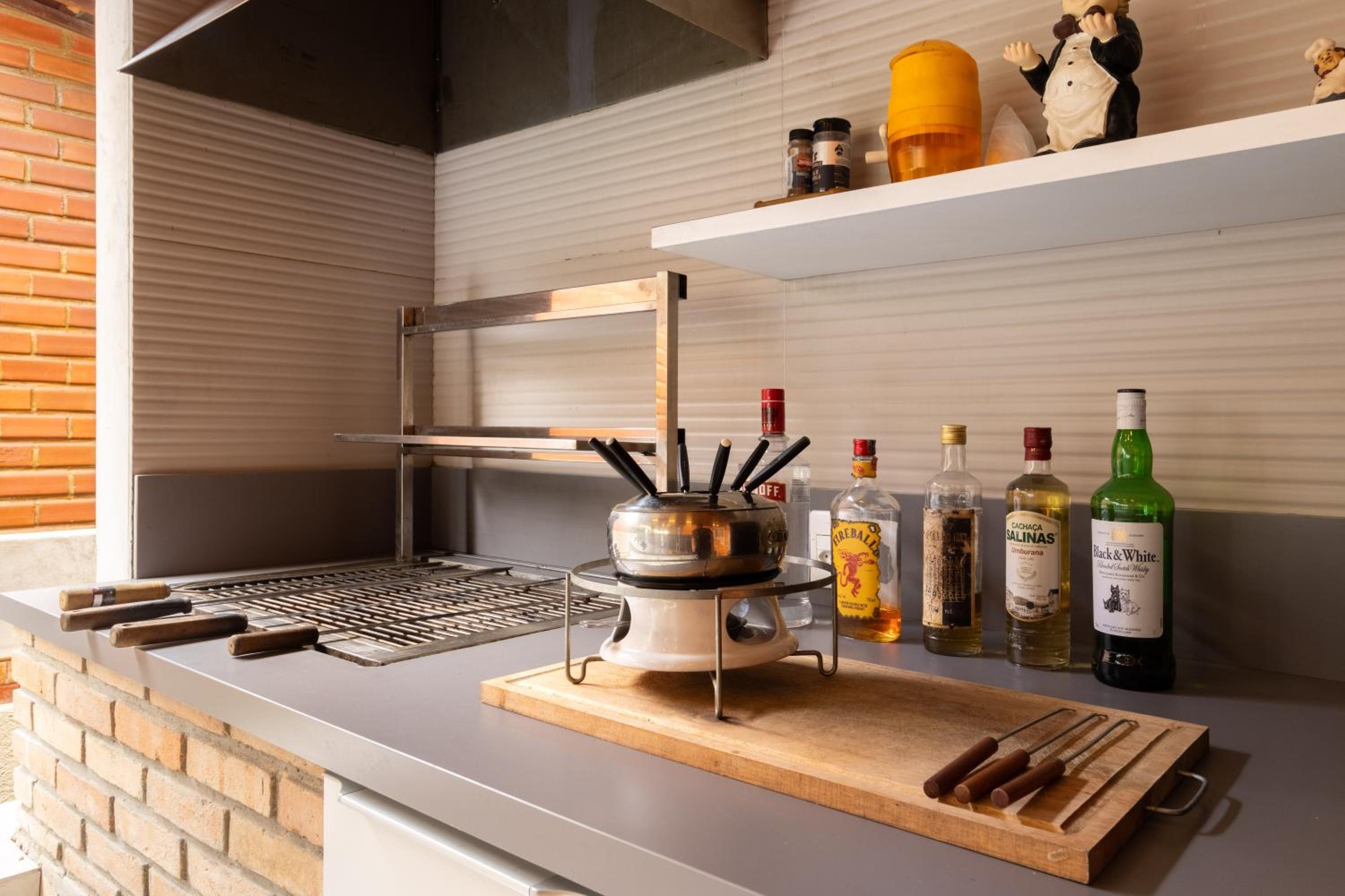 Casa 6 Suites p/ 20 - Sauna e Campo em Gravata