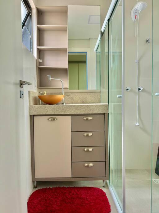 Apartamento beira mar