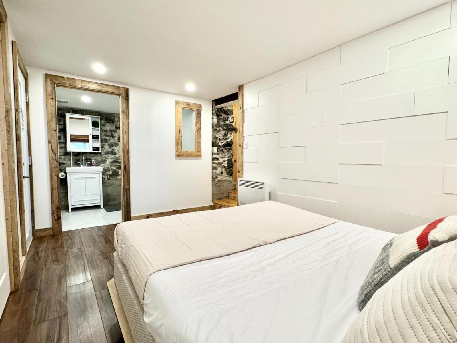 Loft The Montcalm -2 min Falls - Free Parking