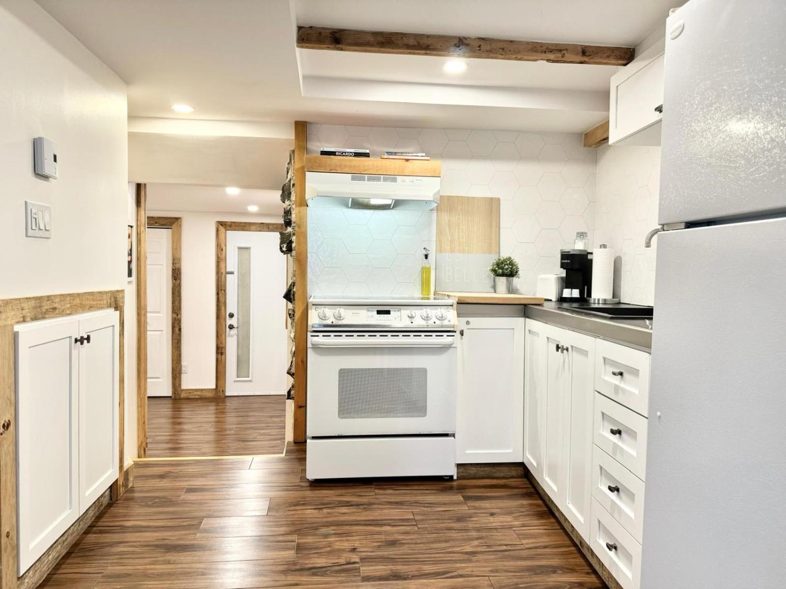Loft The Montcalm -2 min Falls - Free Parking
