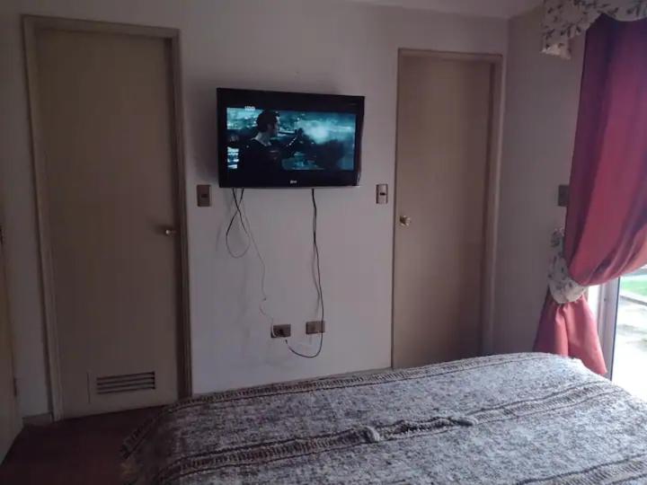 Amplia habitación con baño privado en mi casa