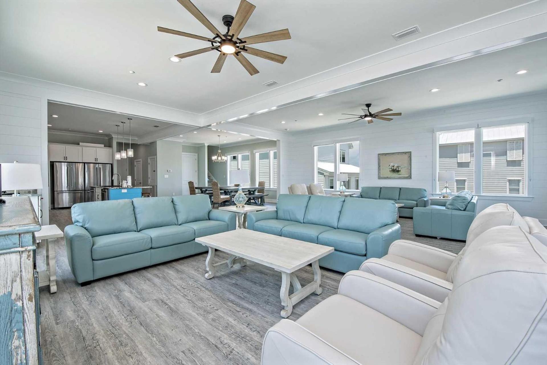 Absolutely Beachy 5 Bedroom Lockout