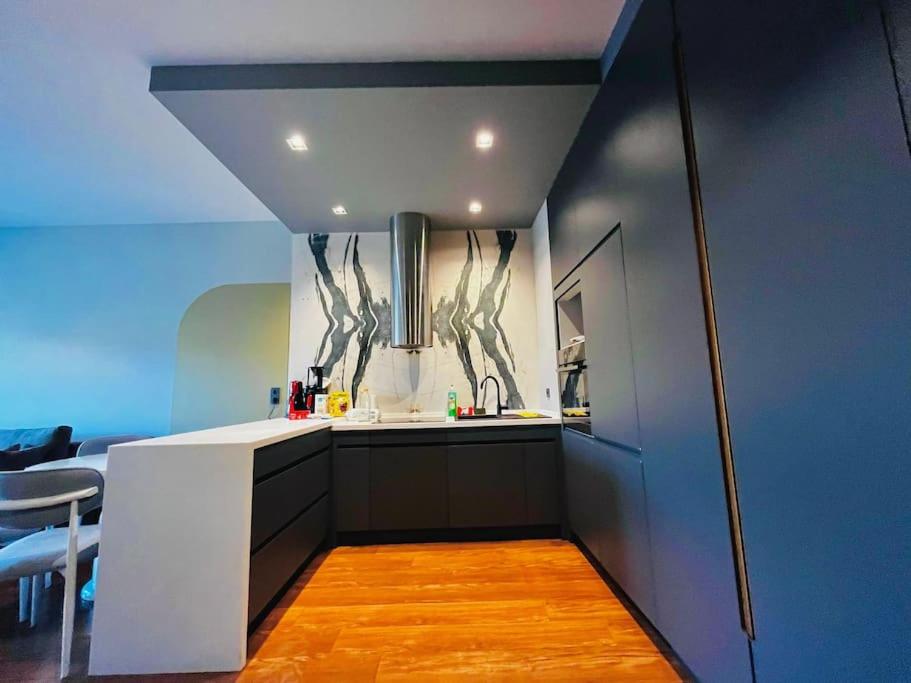 Modern Apartment in the Center
