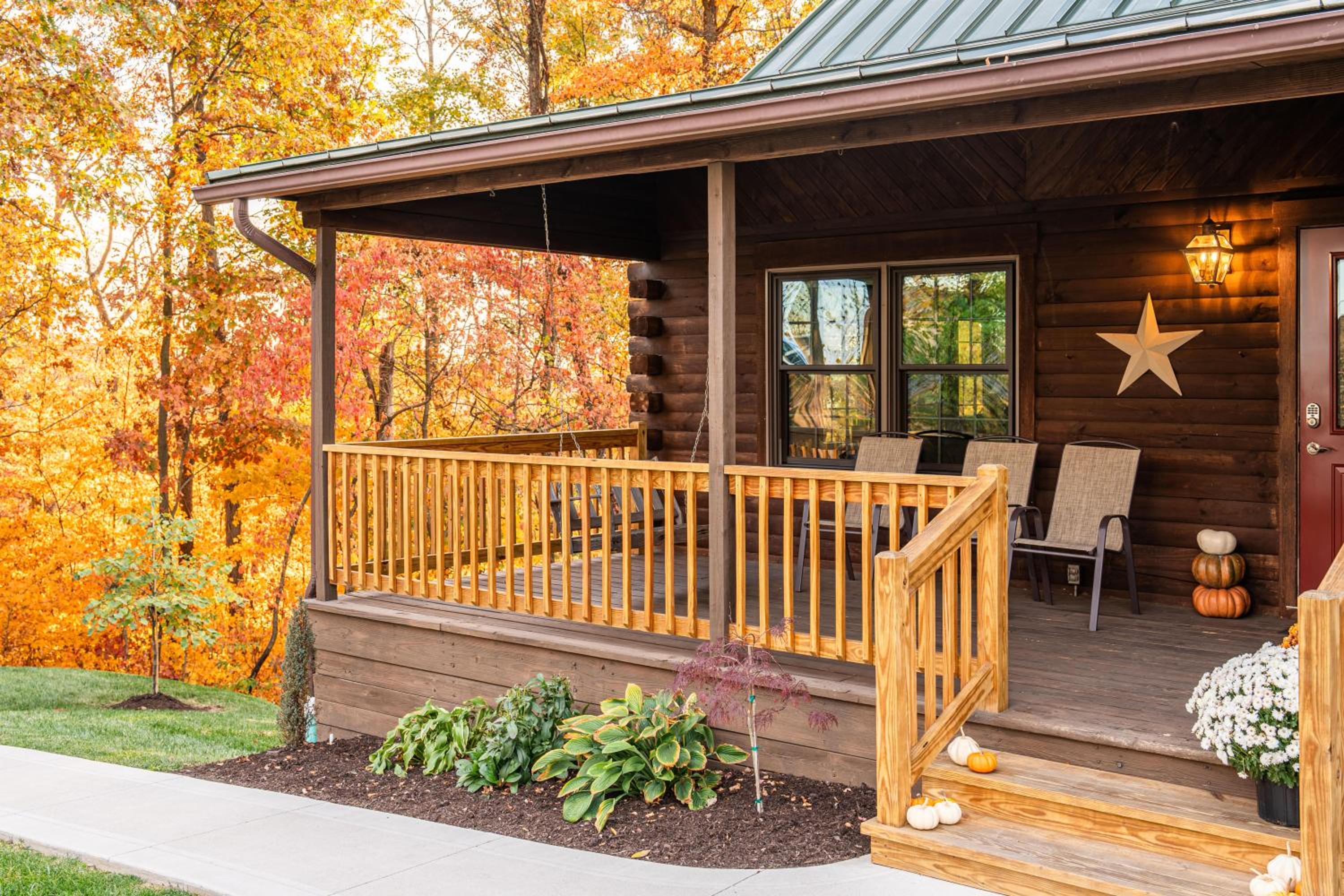 Maple Leaf Cabin view 2