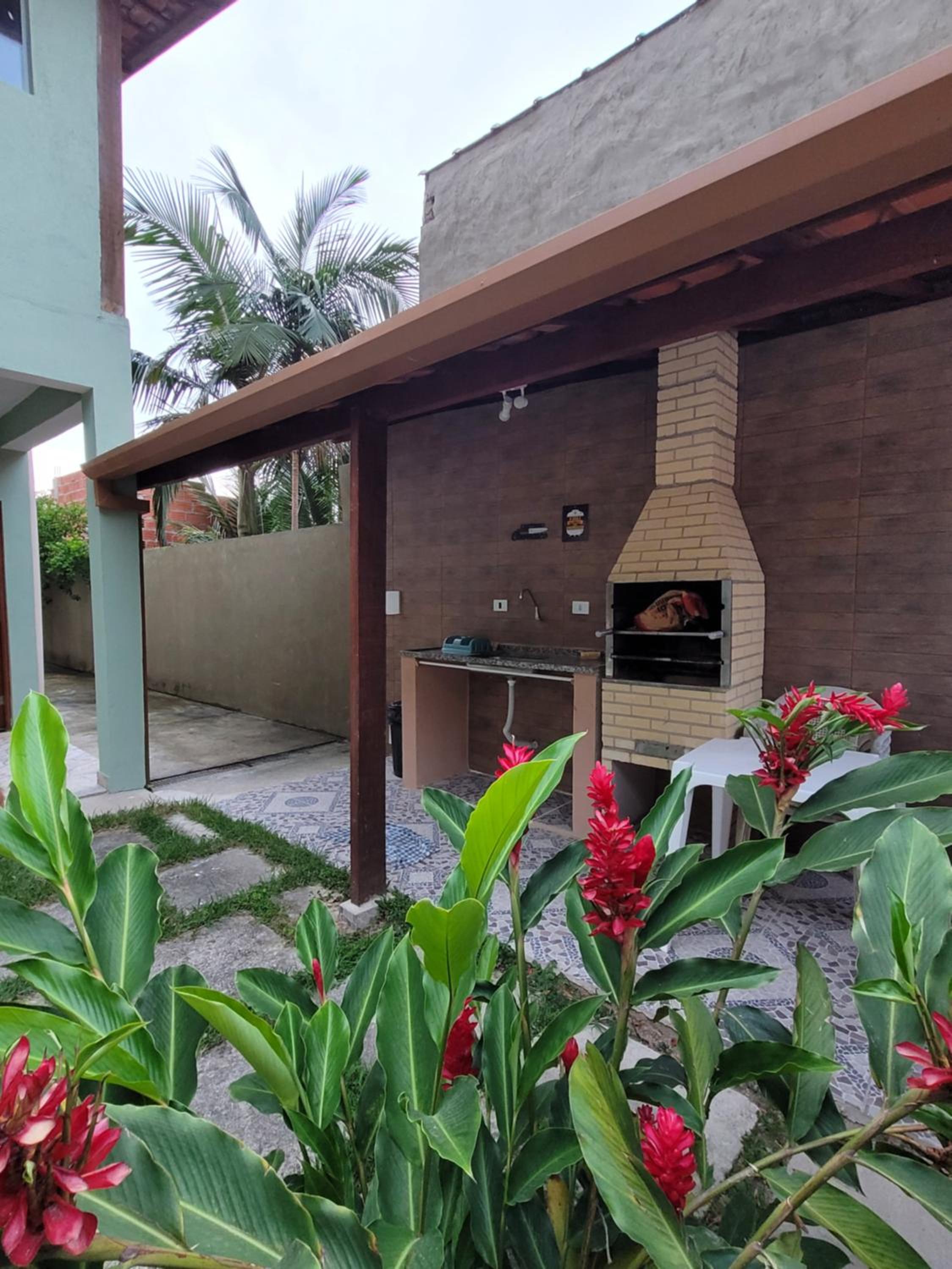 Chalé Ilhabela com garagem e área gourmet