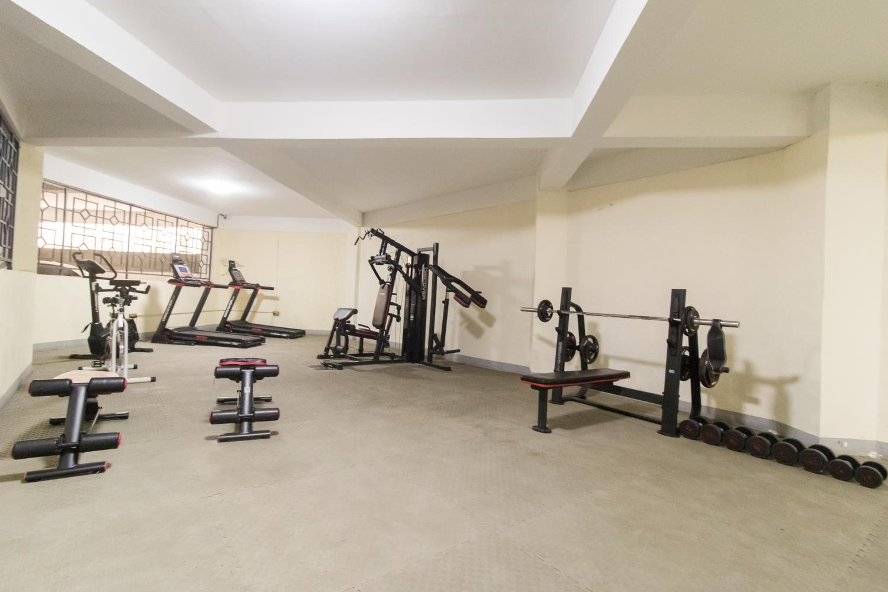 Flat in Lavington view 3