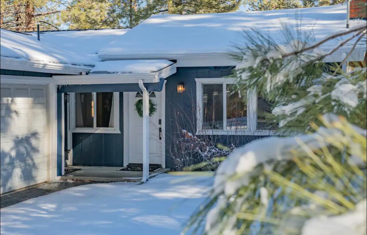 Family-friendly, AC, Hot Tub, Walk 2 Park & Lake view 2
