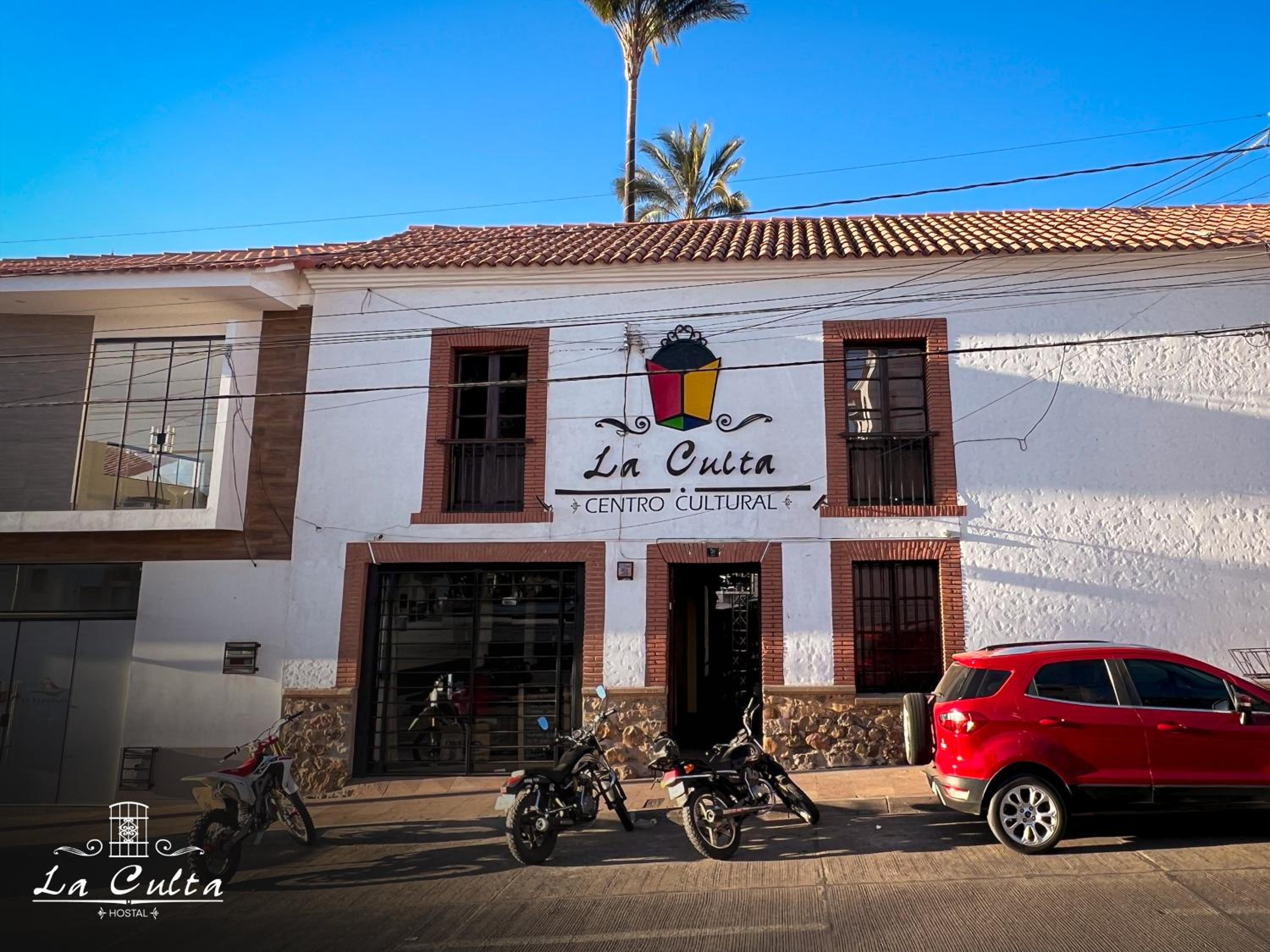 La Culta HOSTAL & CASA CULTURAL