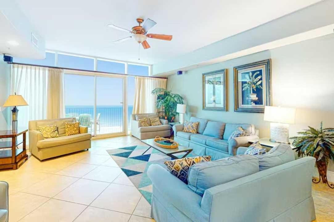 Turquoise Place D0908 view 2