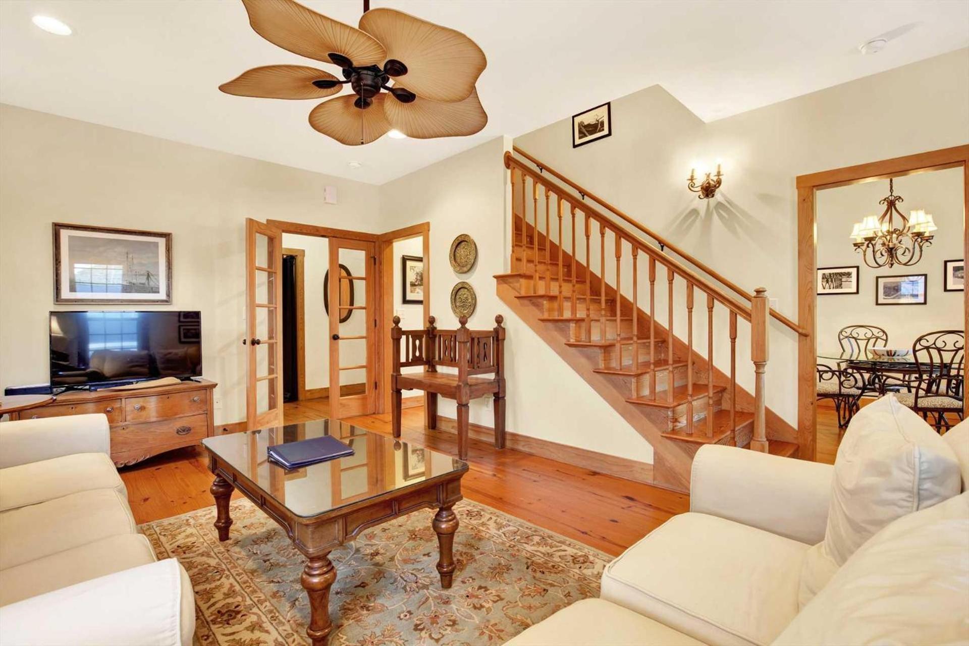 Family Friendly Cottage 9 Logan view 2