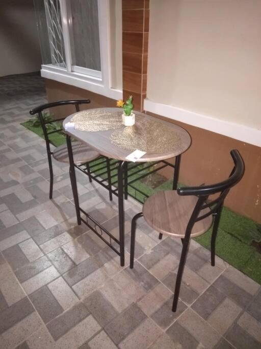 Meia's Pad House