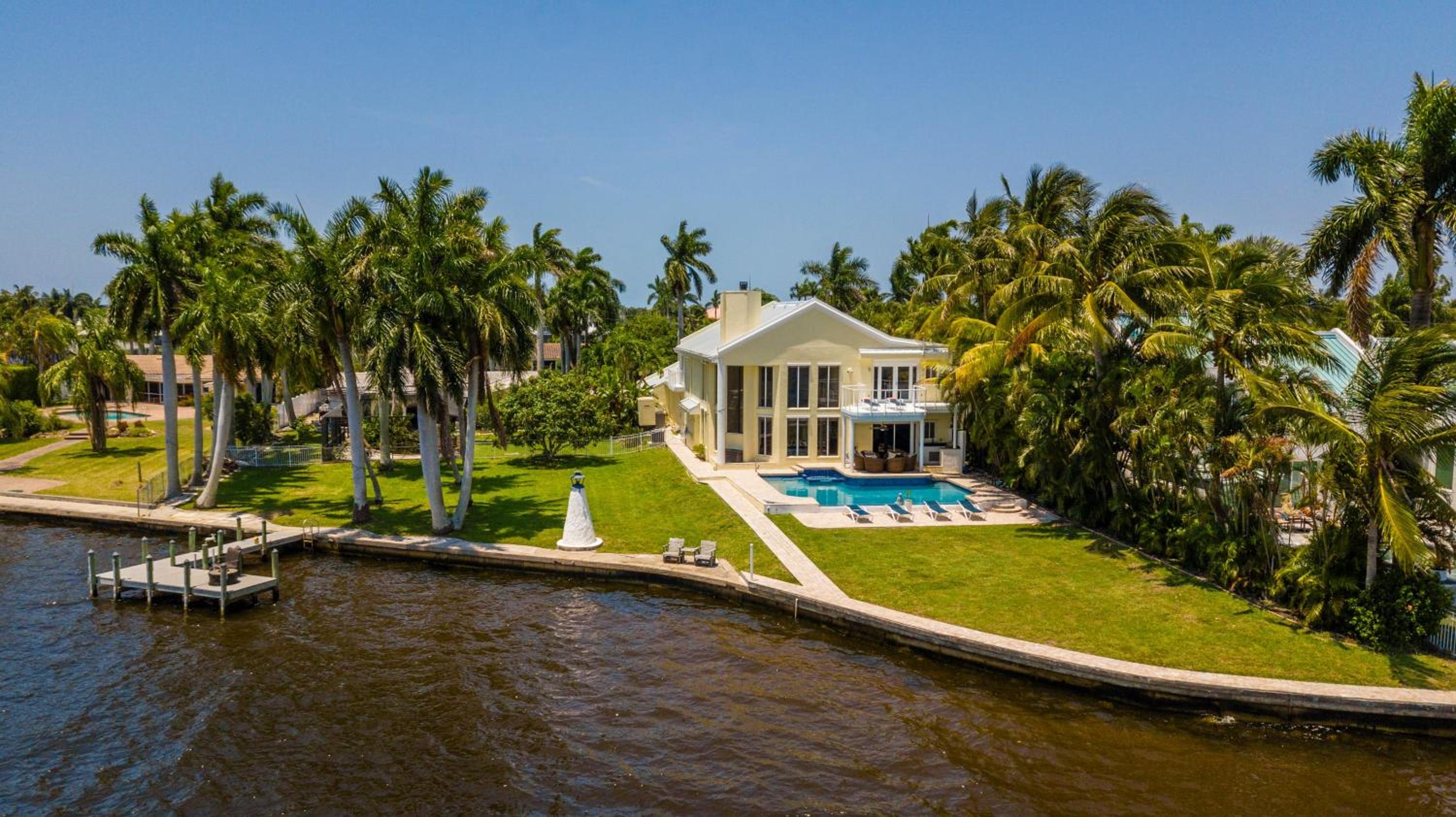 Luxury Riverfront: Heated Pool, Spa, & Dock Access view 5