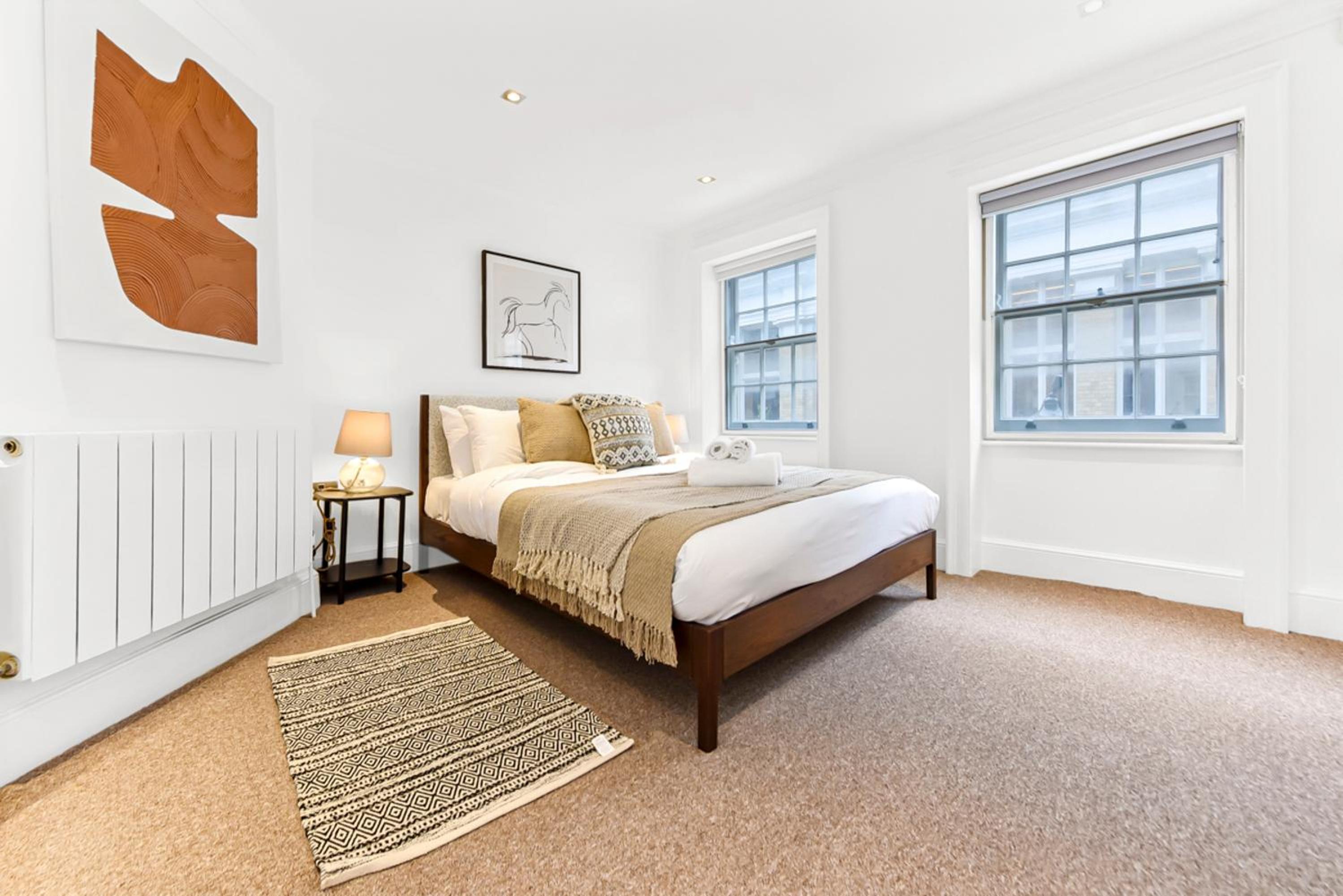 2 Bed House- Piccadilly