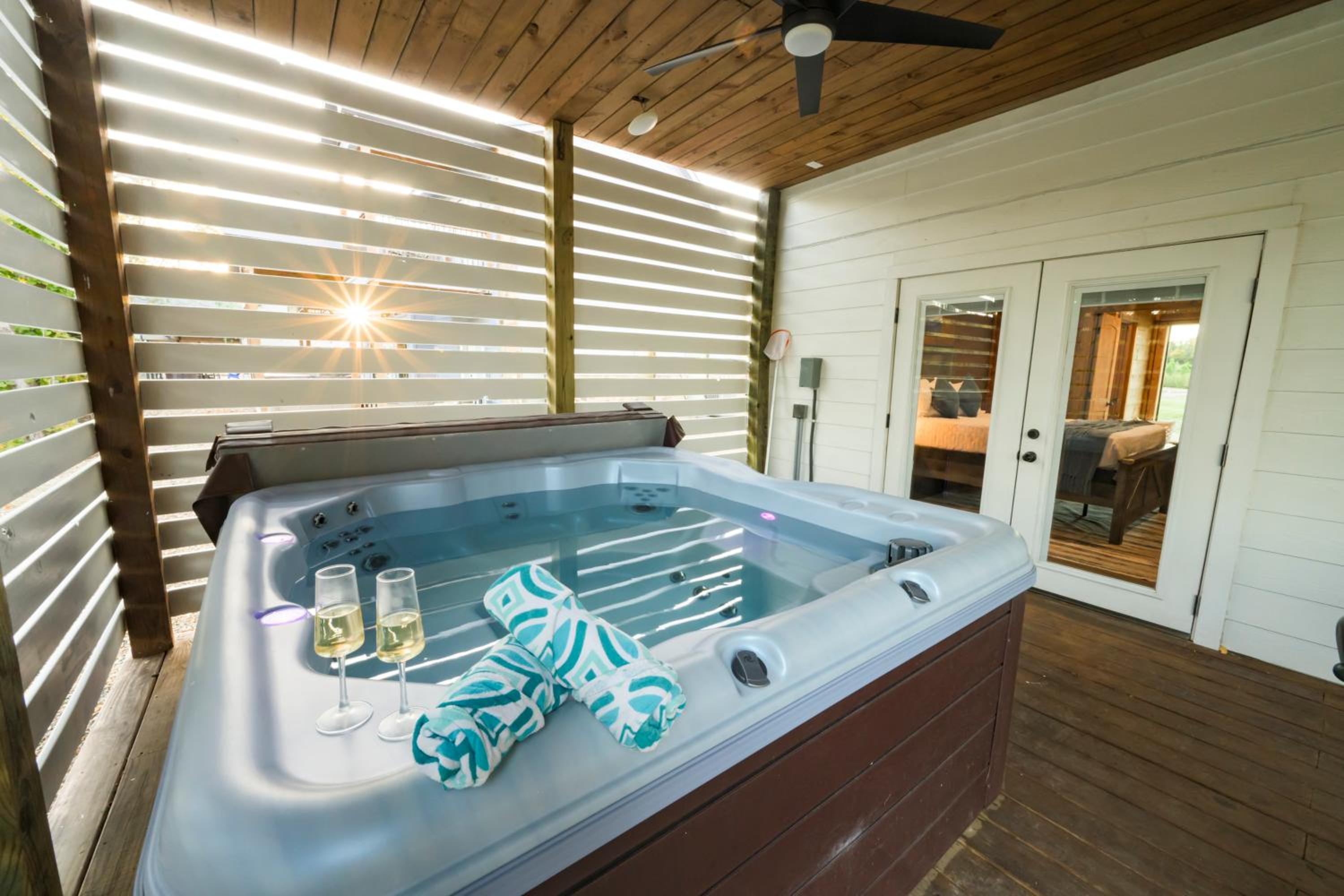 Riverfront, Ping Pong, Hot Tub, Switch, Firepit view 2