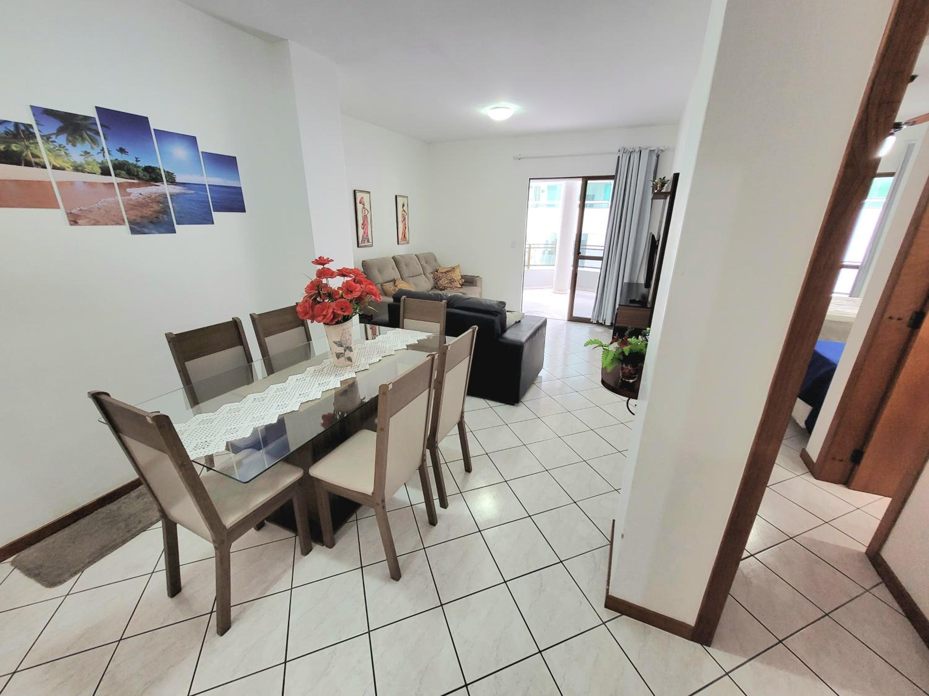 Apartamento 200 metros da praia 03 quartos com ar condicionado - Meia Praia - Itapema