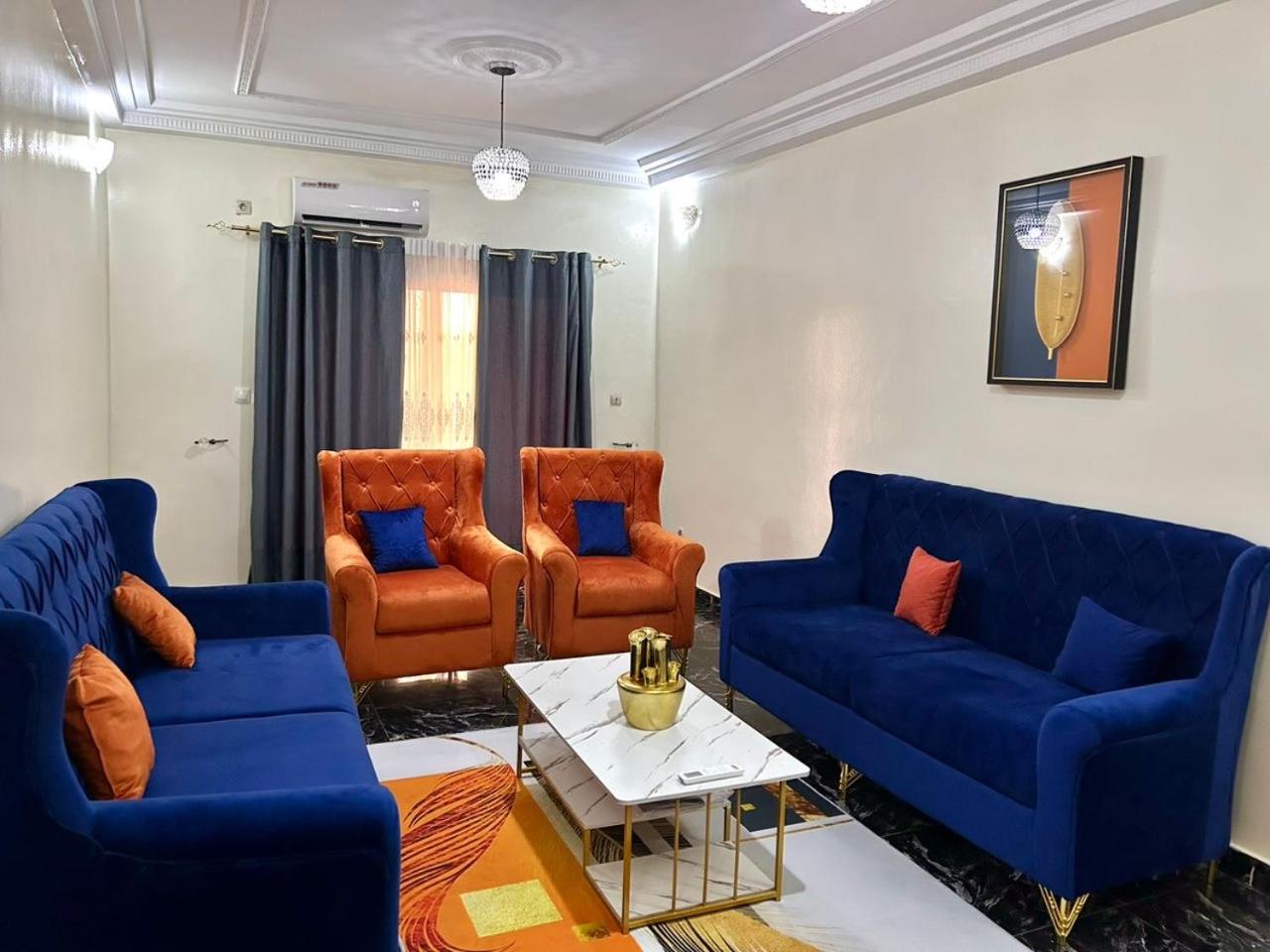 Large 3 bedroom apartment view 4