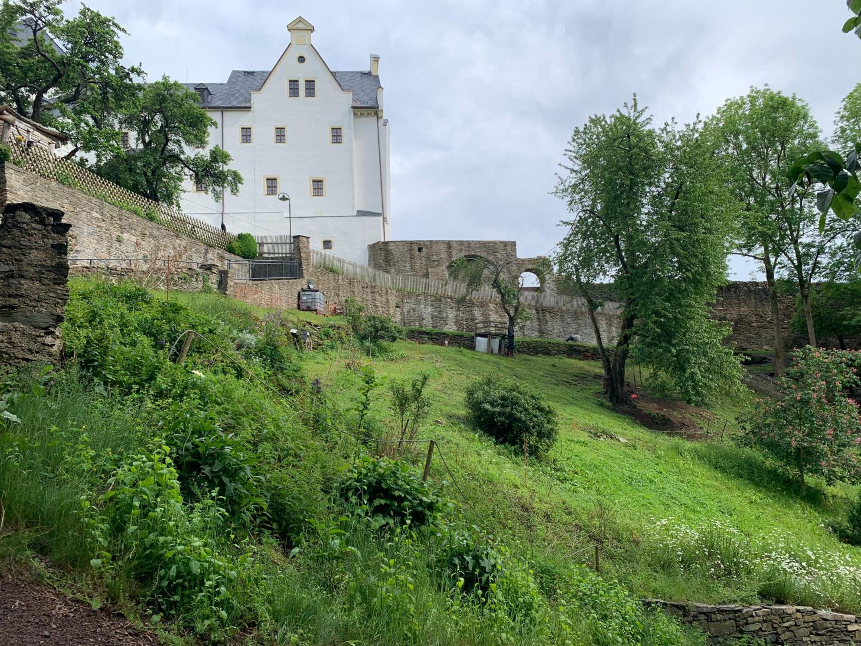 Am Schloss Wolkenstein, 86m2, 3BR, Babybett, Office view 3