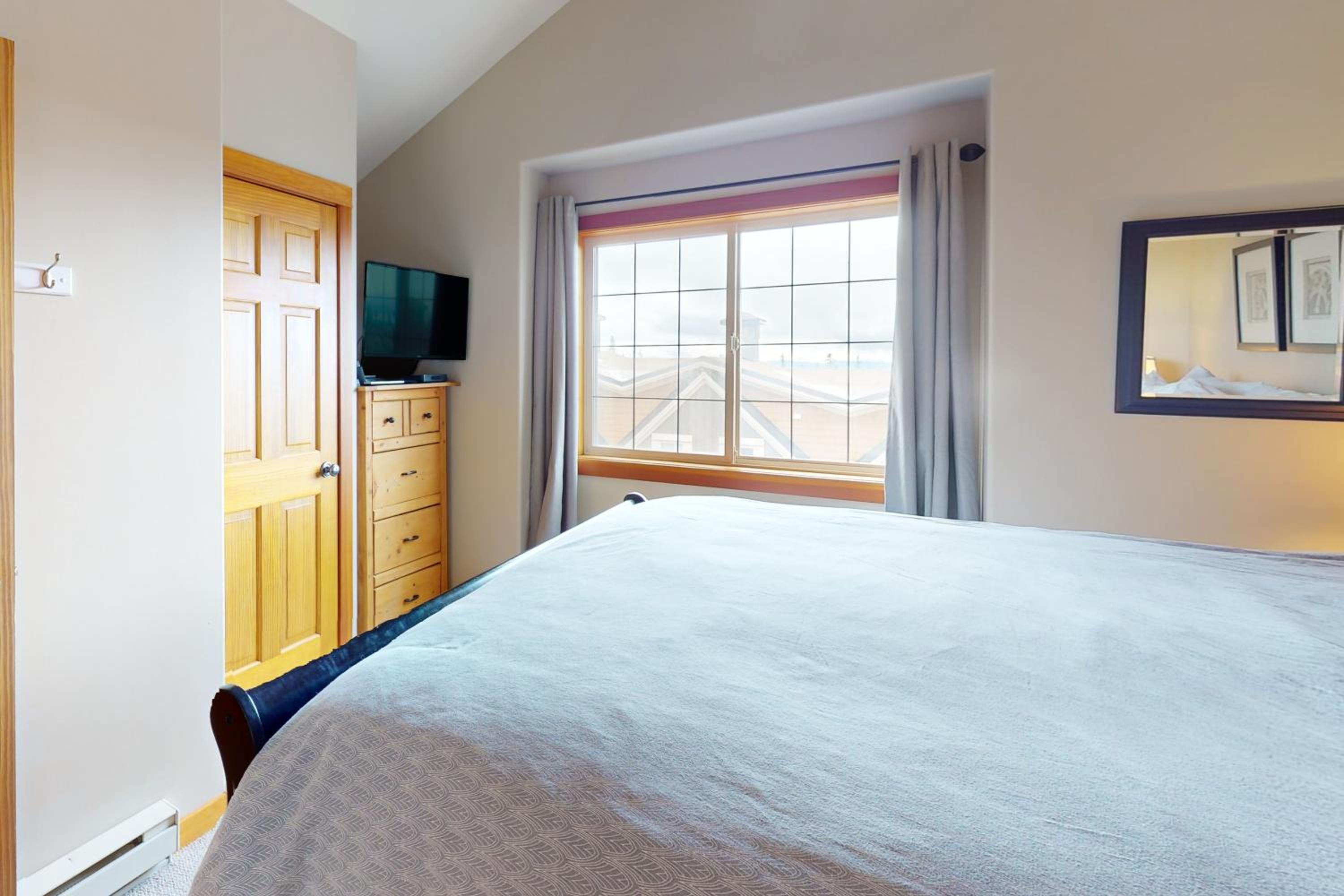 Cedar Lodge Escape at Whitetail townhomes