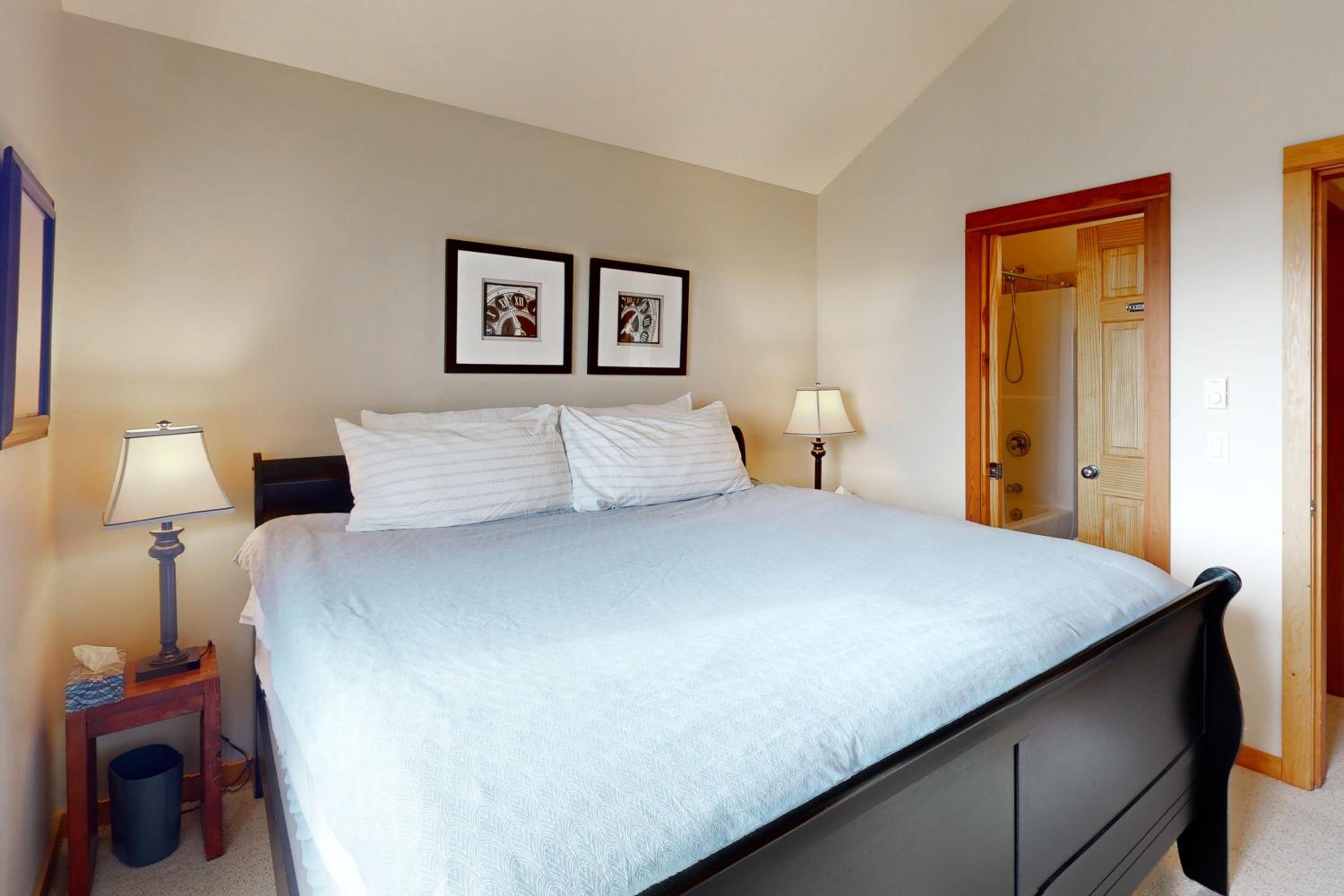 Cedar Lodge Escape at Whitetail townhomes