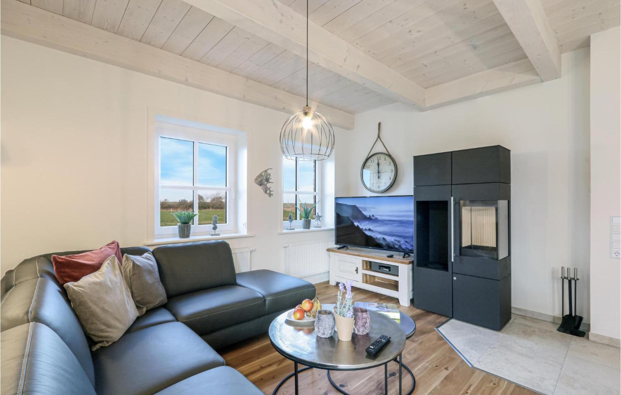3 Bedroom Beautiful Home In Dagebüll view 3