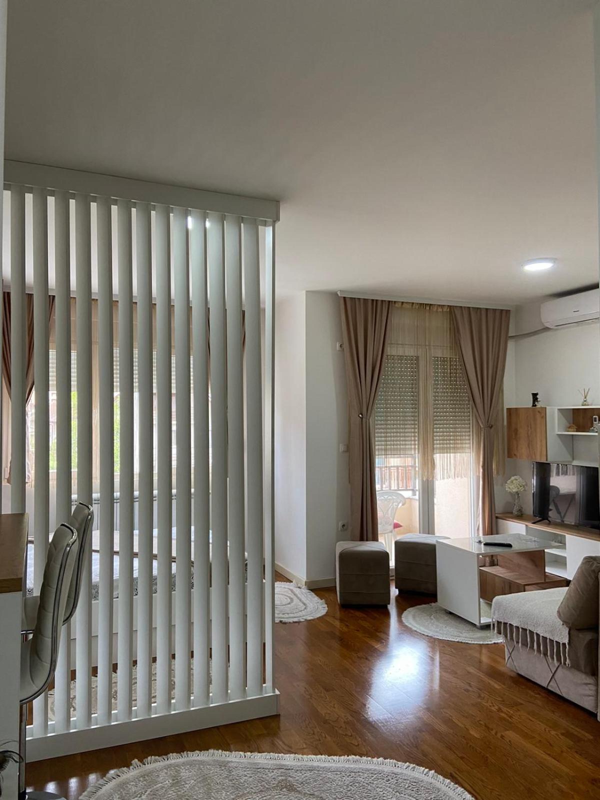 River Apartman