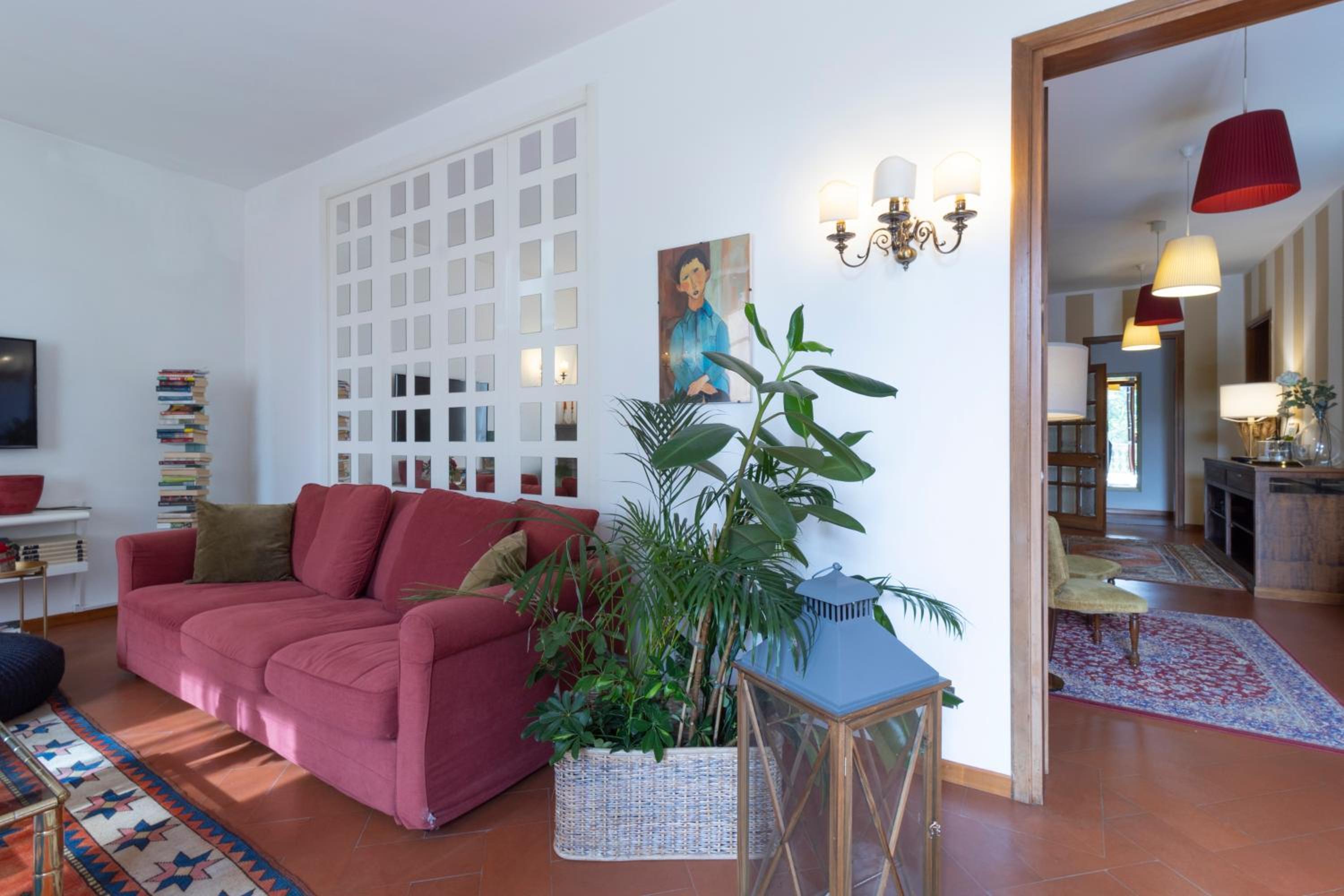 Villa Lia - Apartment in Villa with private garden and Pool