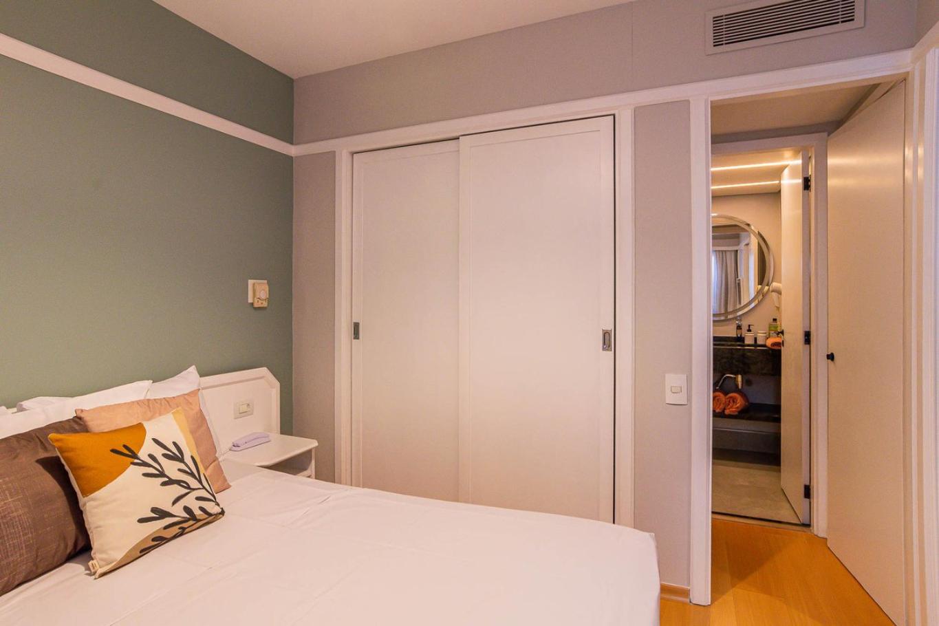 Apart-hotel c espaco home office c boa localizacao