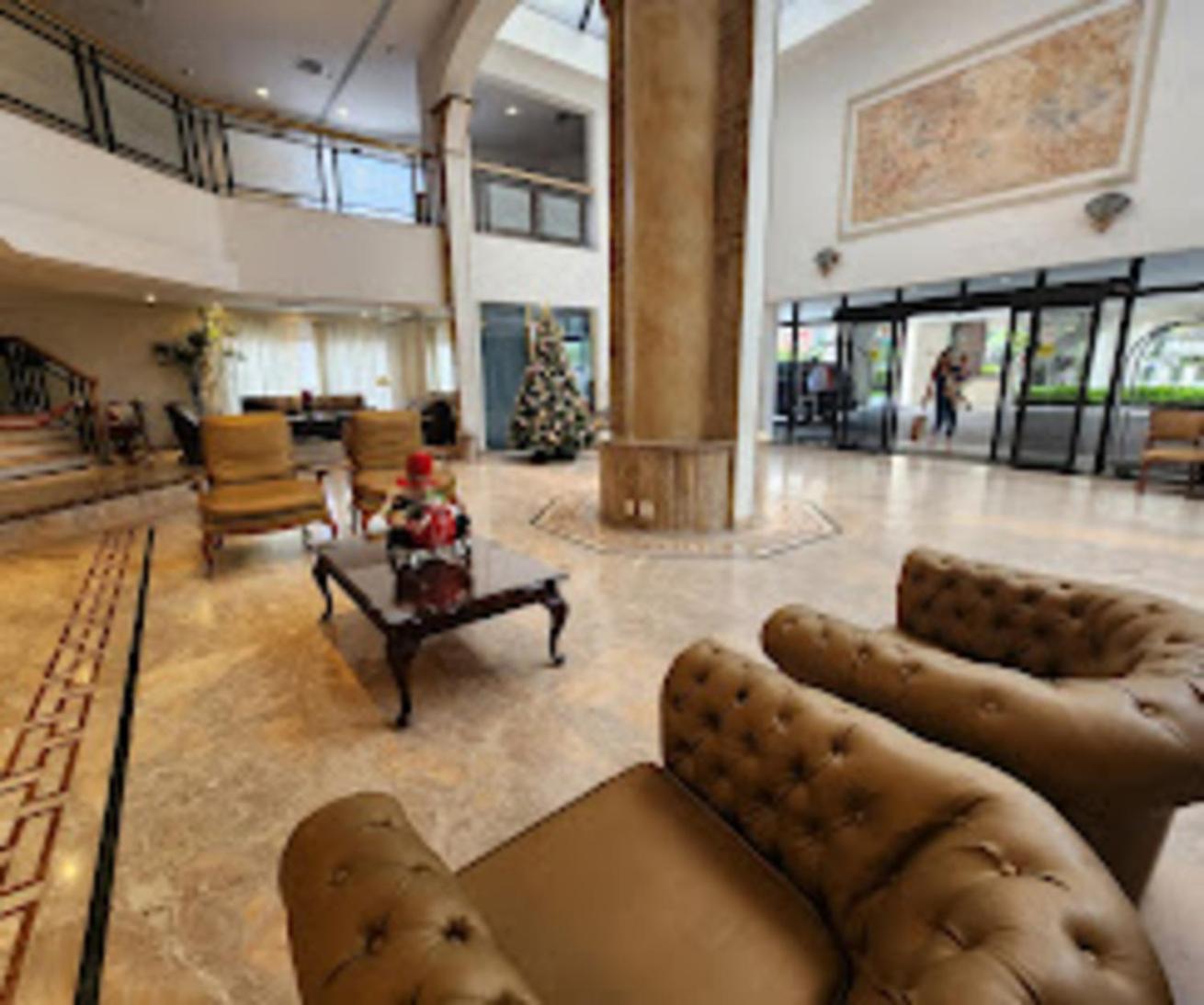 Apart-hotel c espaco home office c boa localizacao