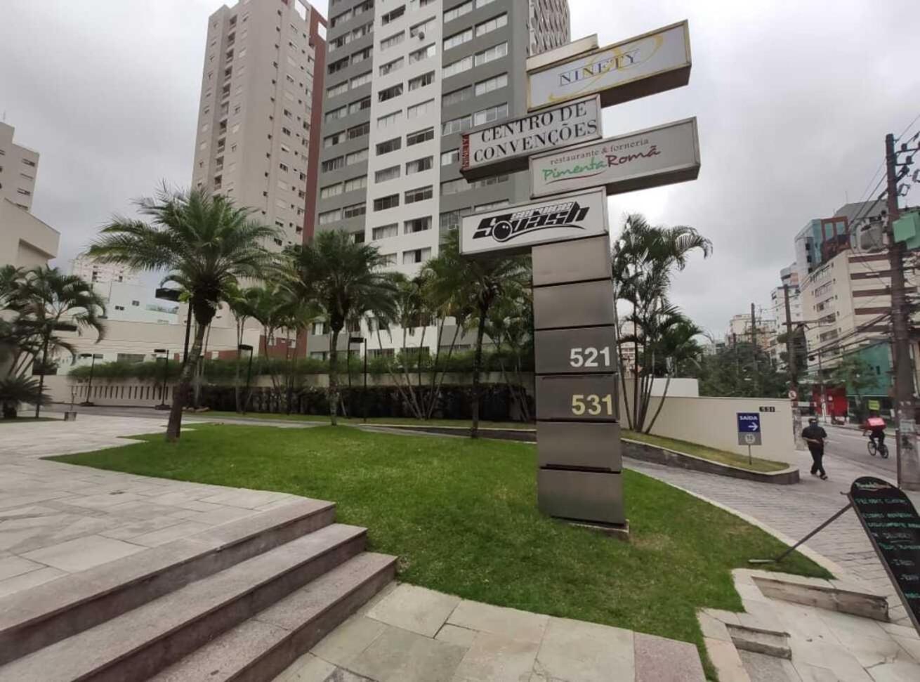 Apart-hotel c espaco home office c boa localizacao