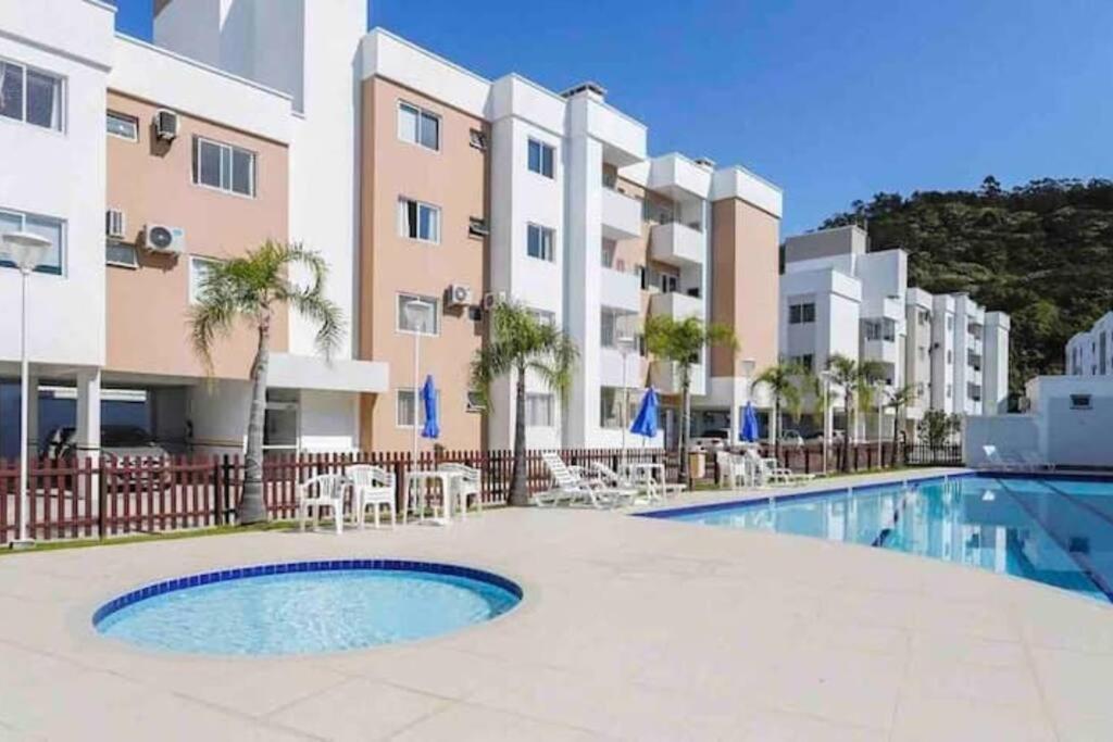 Apartamento em Canasvieiras no Porto Caravelas